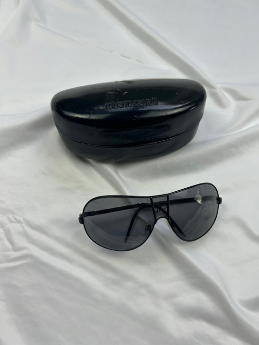 Black y2k sunglasses