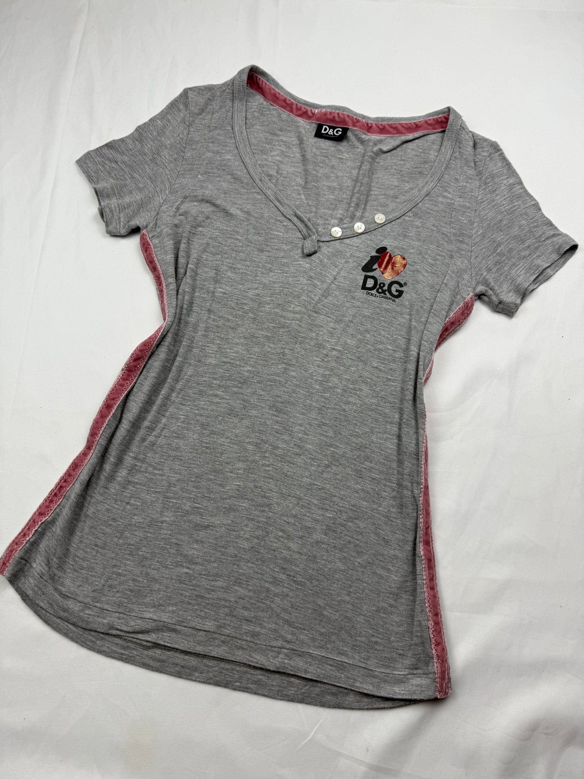 Grey logo tight fit tee (S/M)