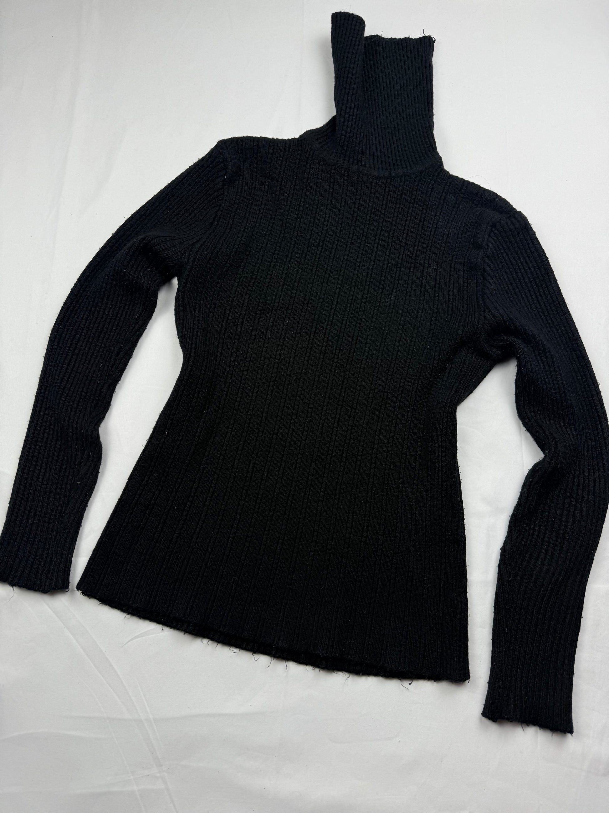 Black turtleneck tight fit wool jumper (S)