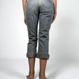 Grey denim low rise capri pants (XS)