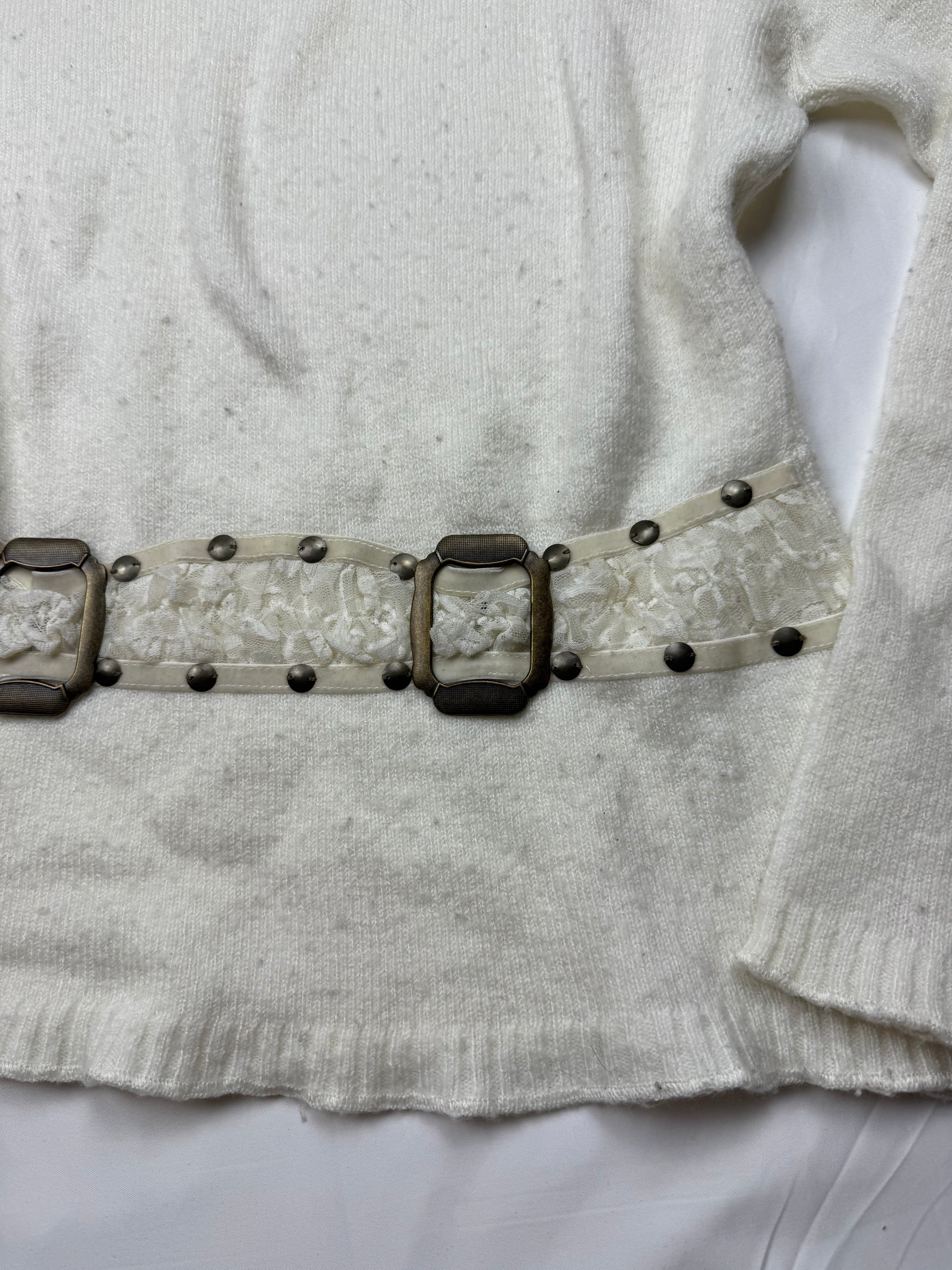 White buckle belt jumper (L)