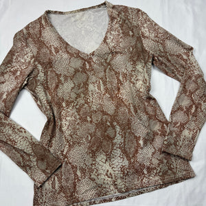 Brown snake print  long sleeves shirt (S/M)