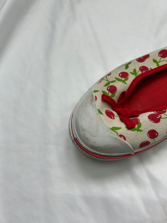 Cherry print white ballet shoes (36)