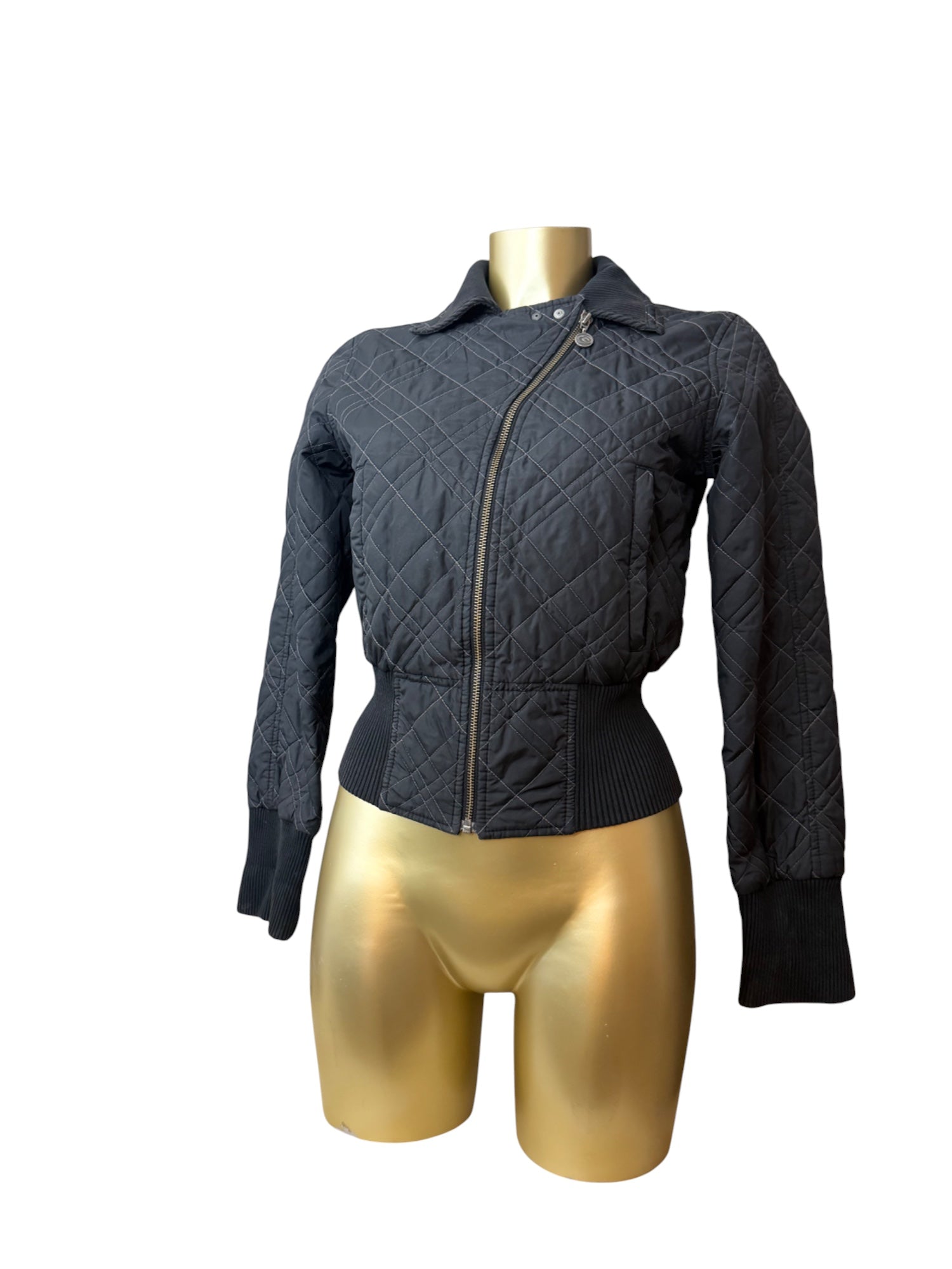 Black zip up tight fit puffer jacket (S)
