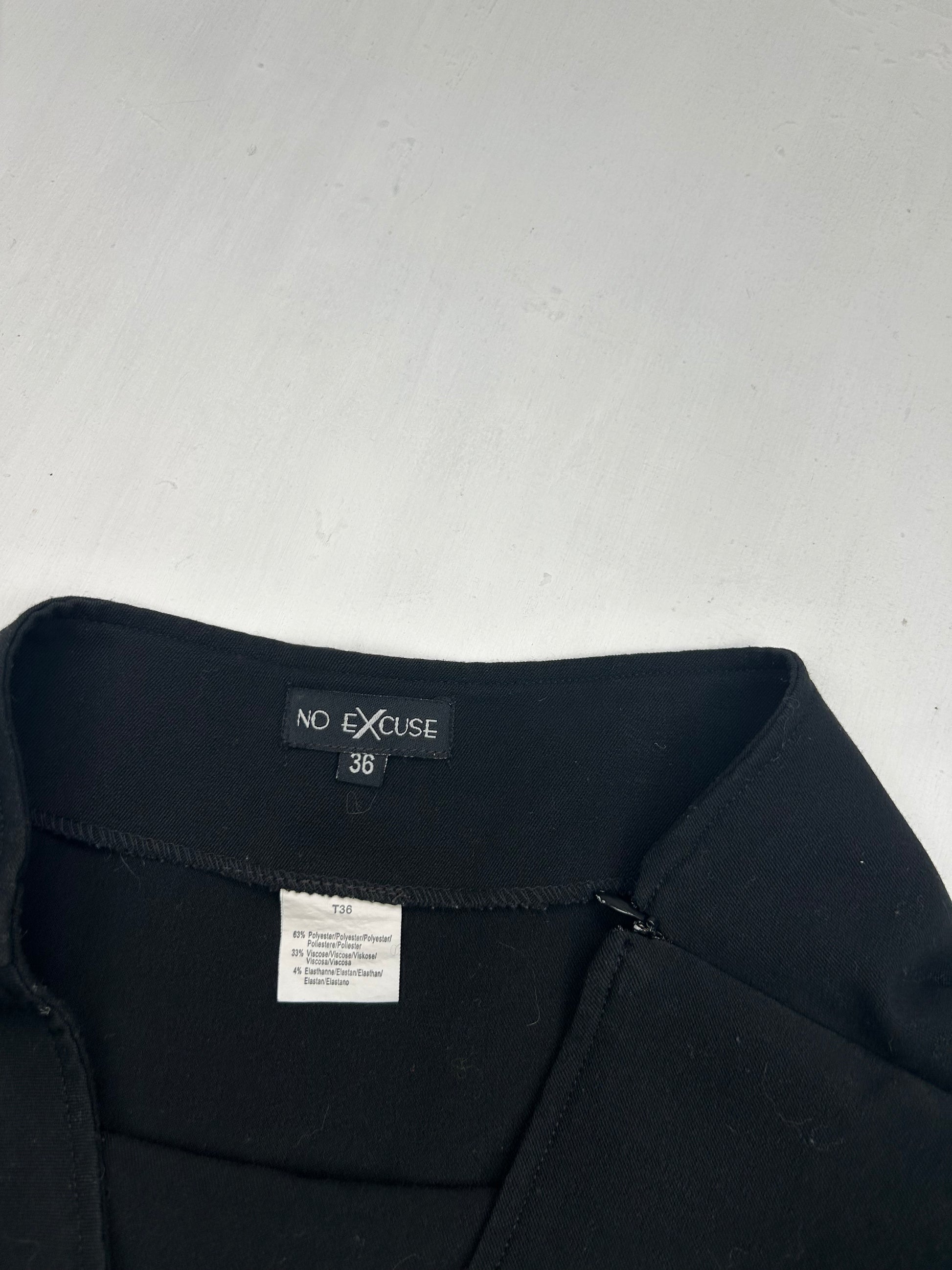 Black low rise mini pleated skirt (S)