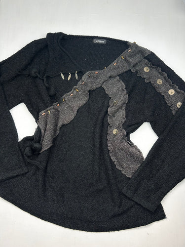 Black pearls jumper (XL)