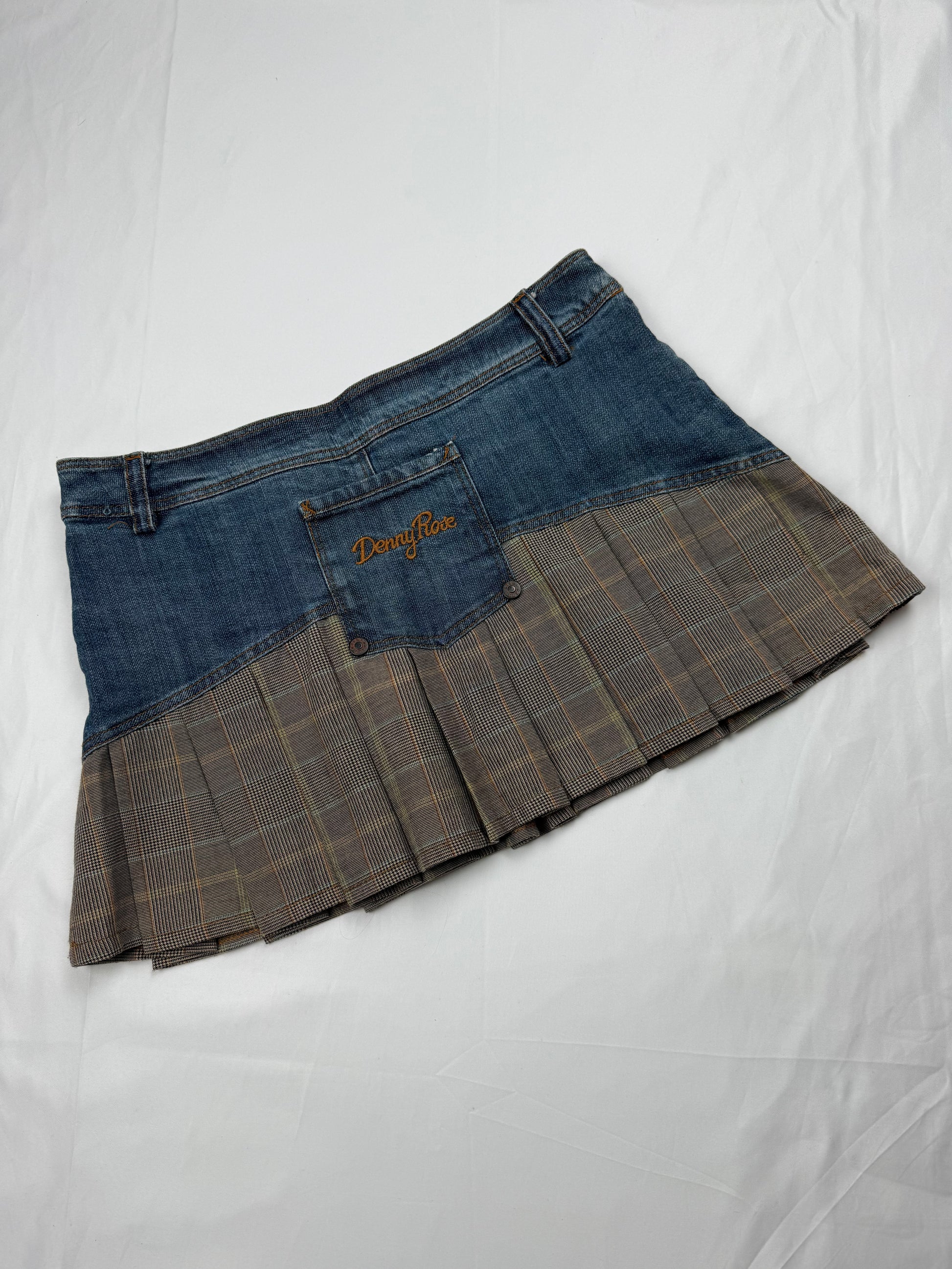 Blue denim low rise pleated mini skirt (S/M)