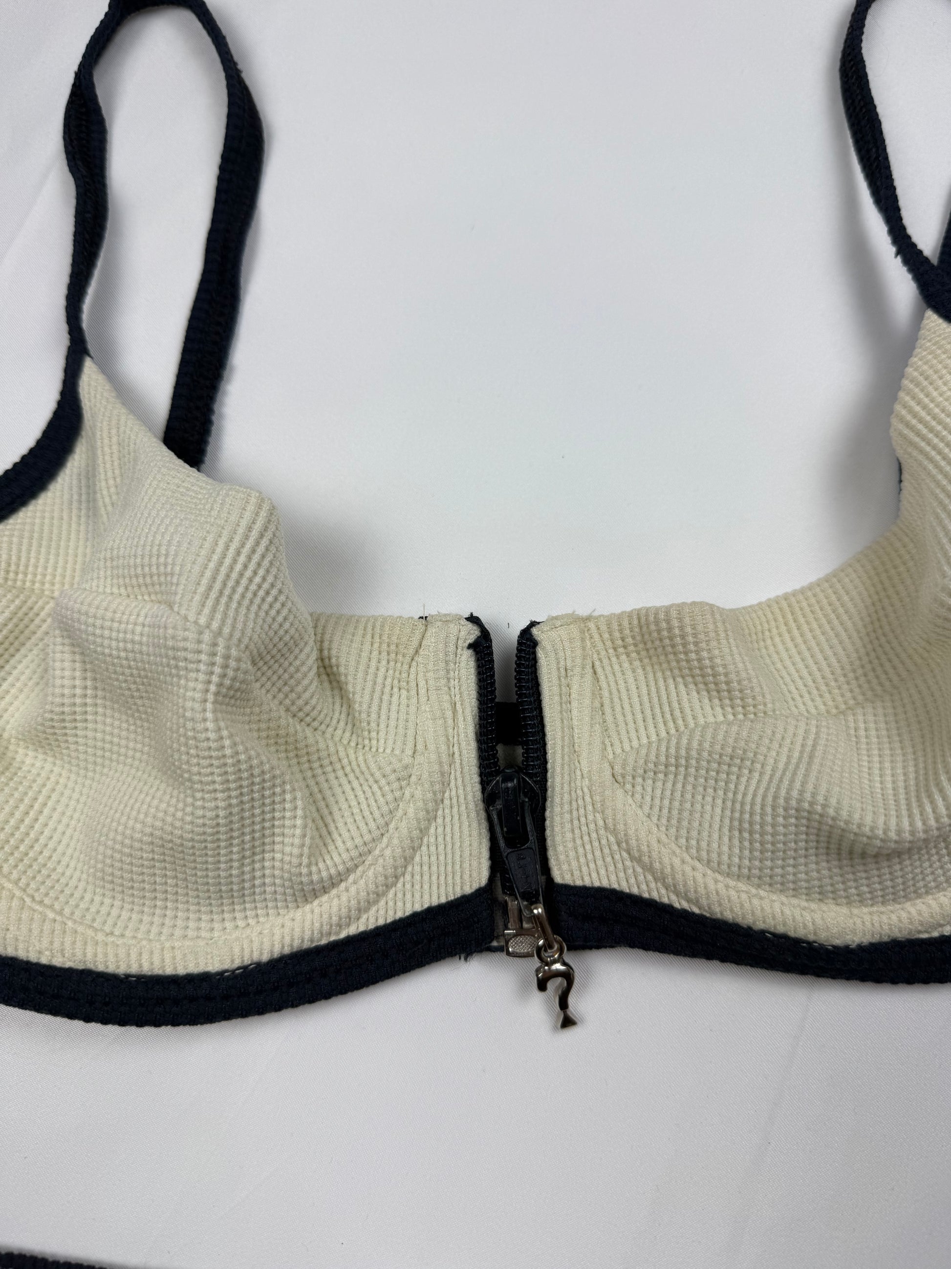 Cream low rise shorty bikini set (S)