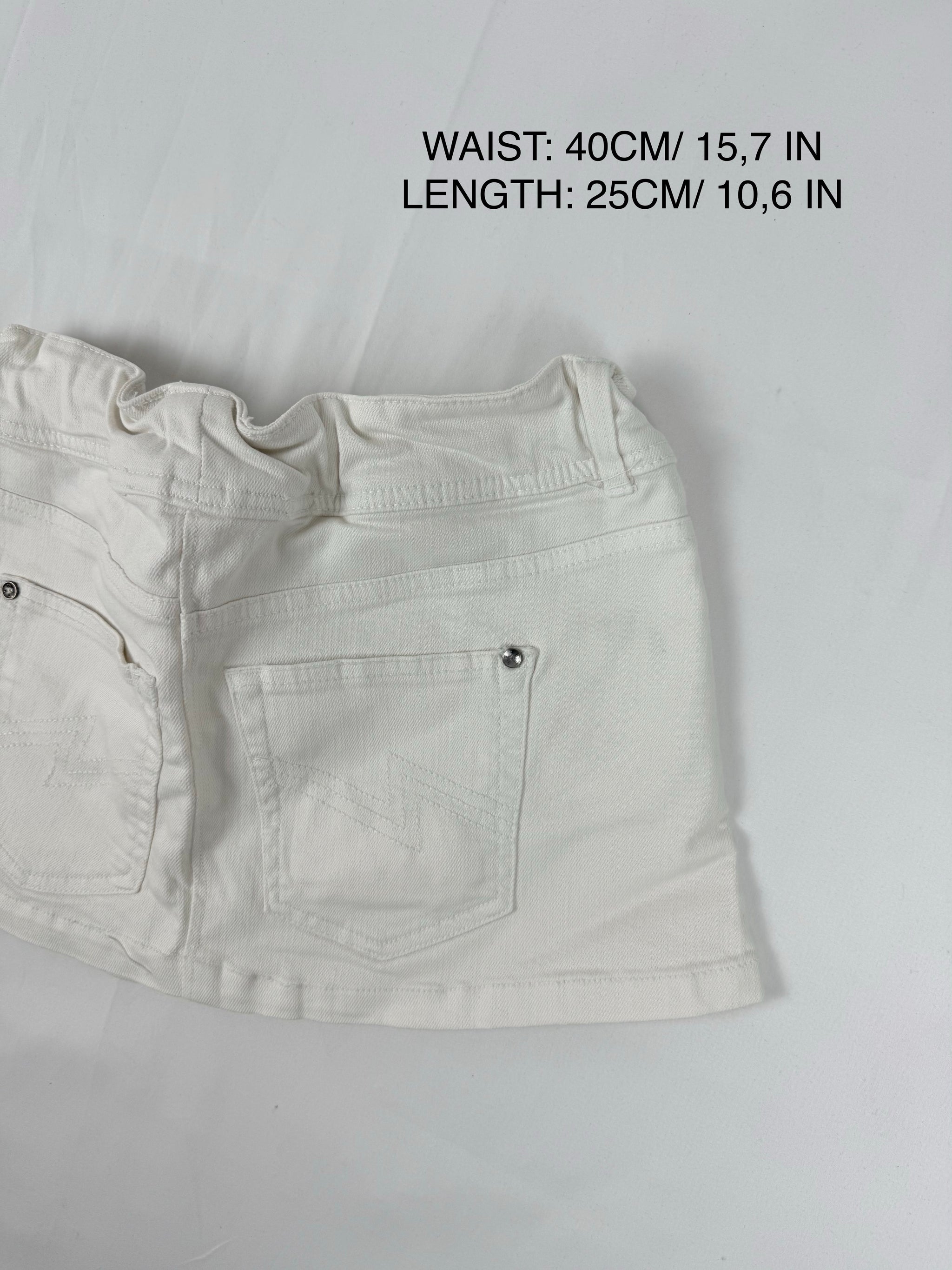 White low rise denim mini skirt (S/M)