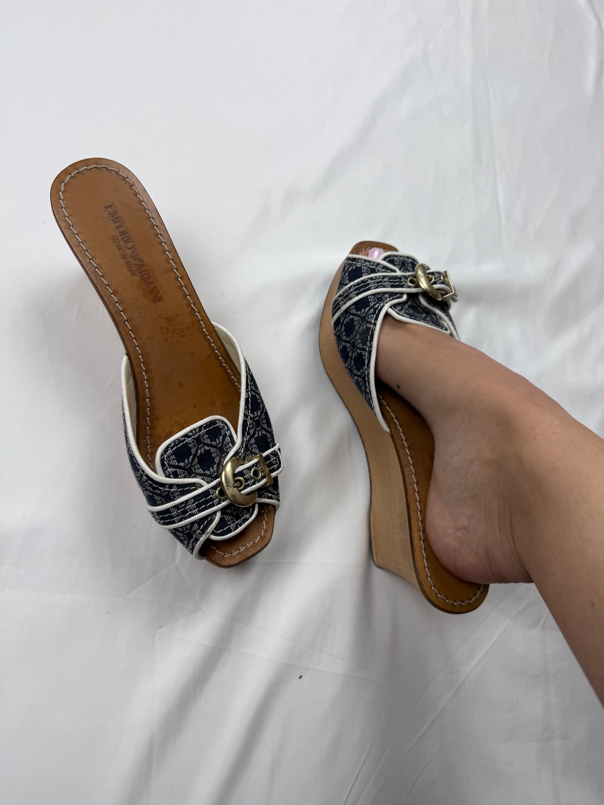Blue monogram buckle wedge heels mules (38.5)