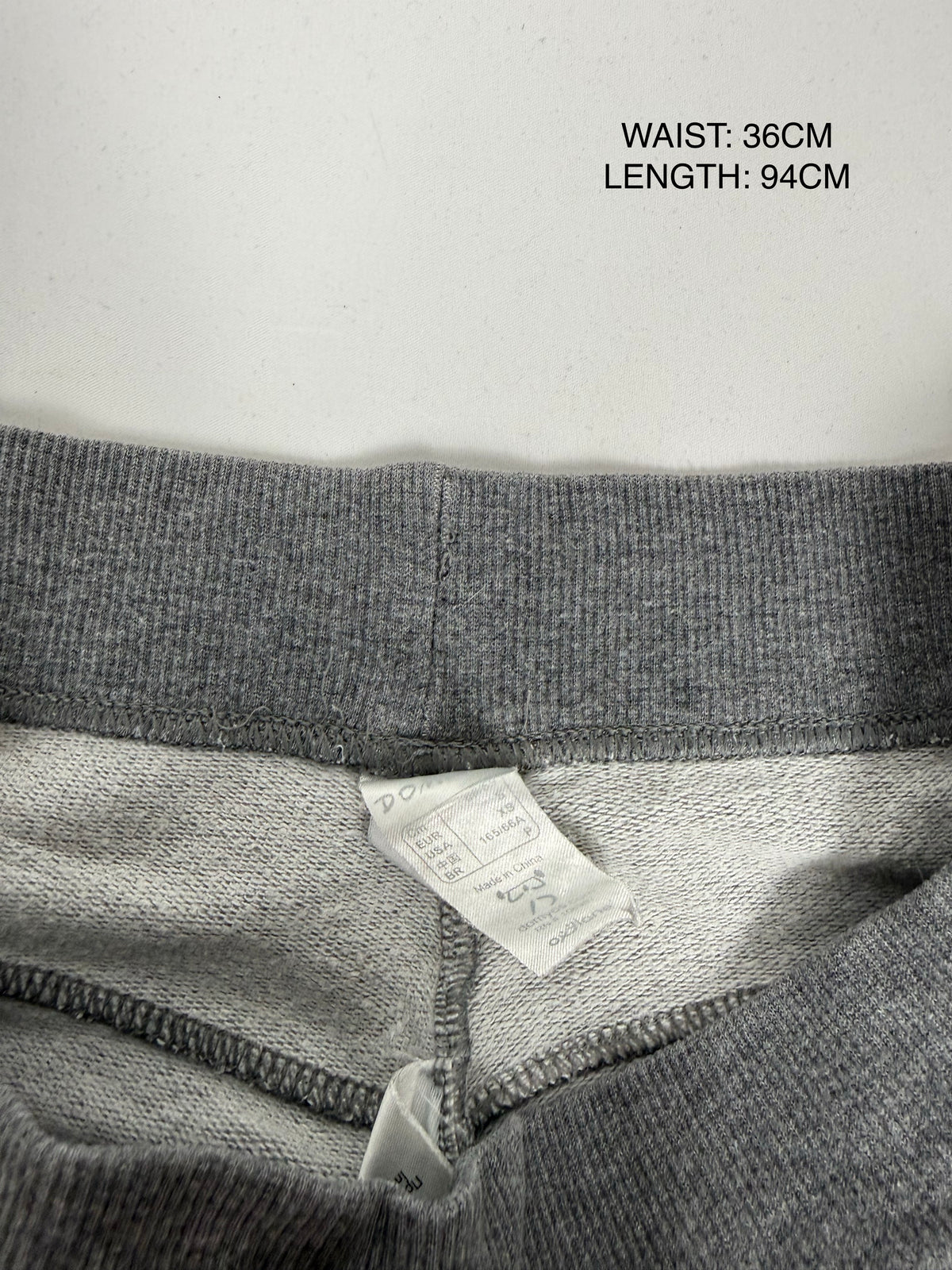 Grey low rise joggers pants (S)