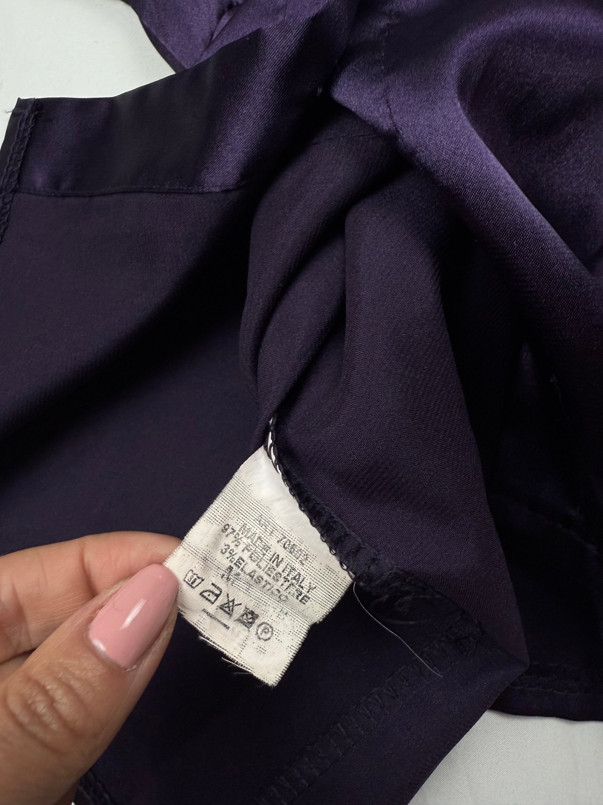 Purple silky tight fit long sleeves shirt (S/M)