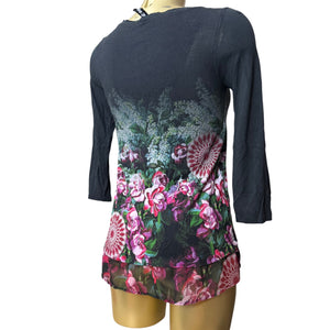Black graphic floral long sleeves top (S)