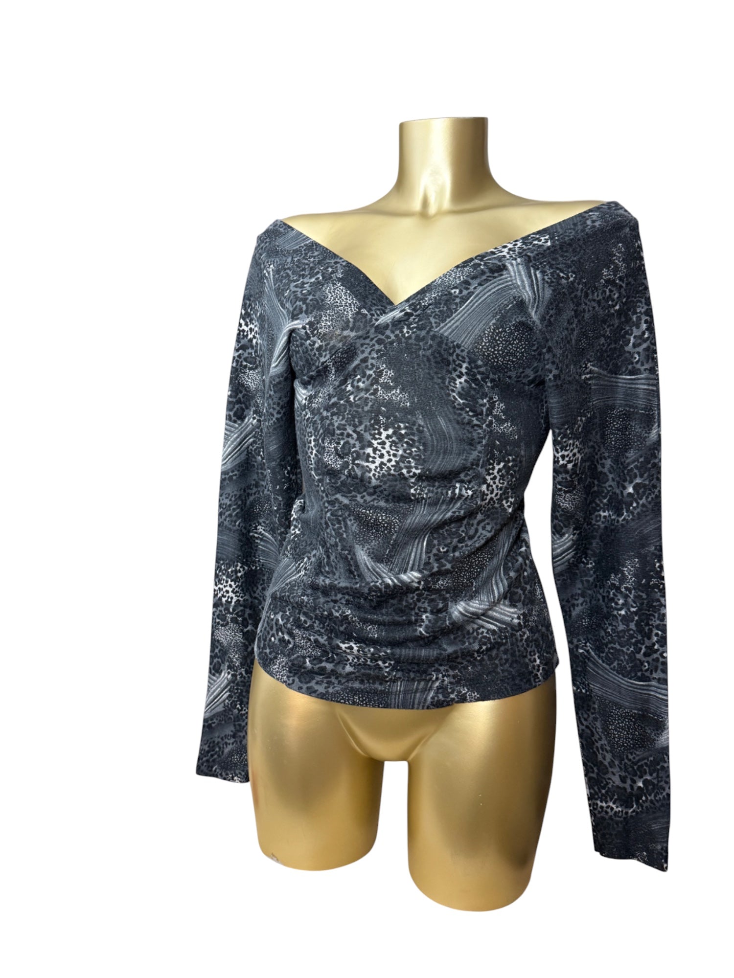 Grey graphic V neck stretchy long sleeves top (S/M)