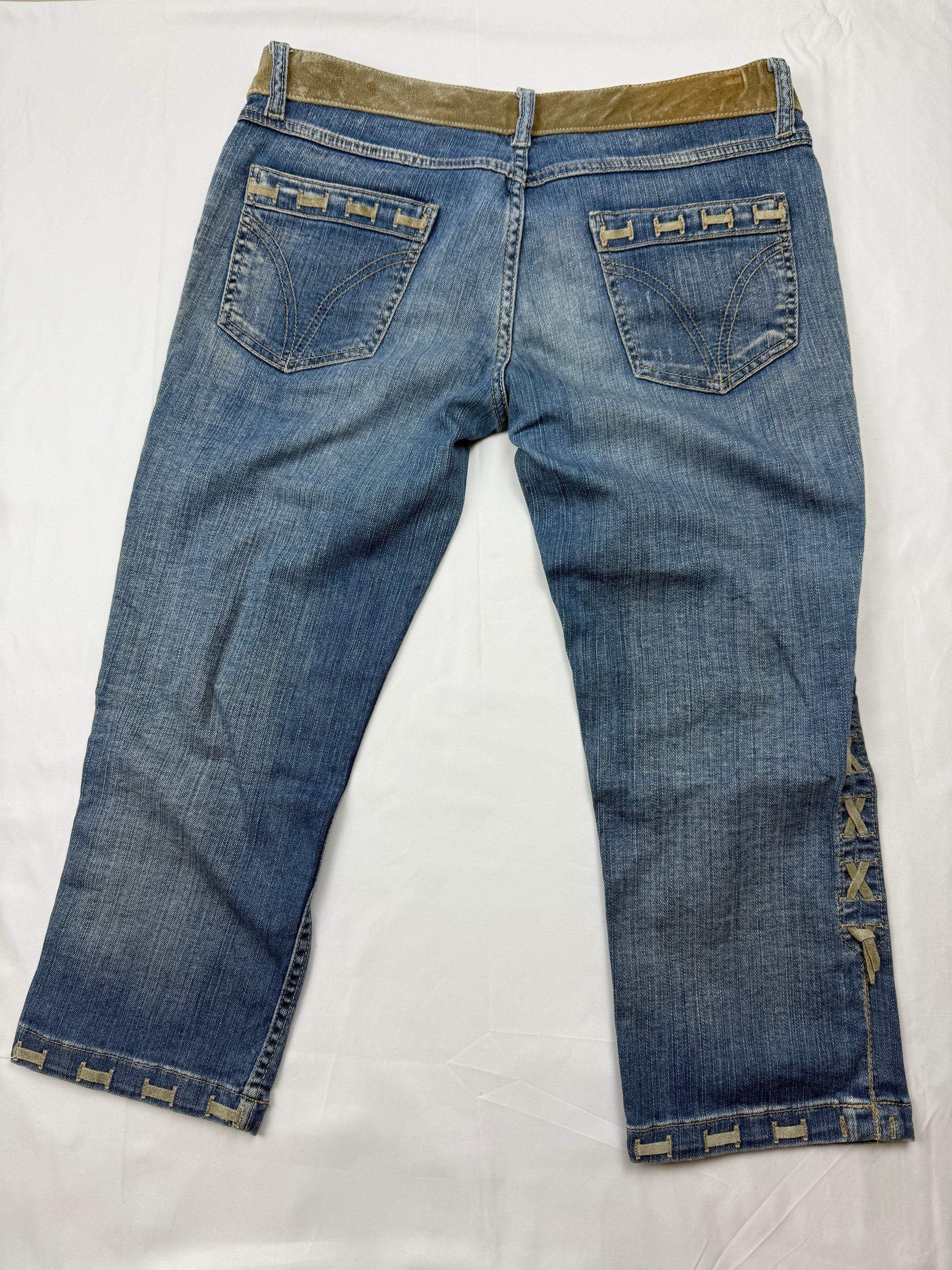 Blue denim lace up low rise capri pants (S/M)
