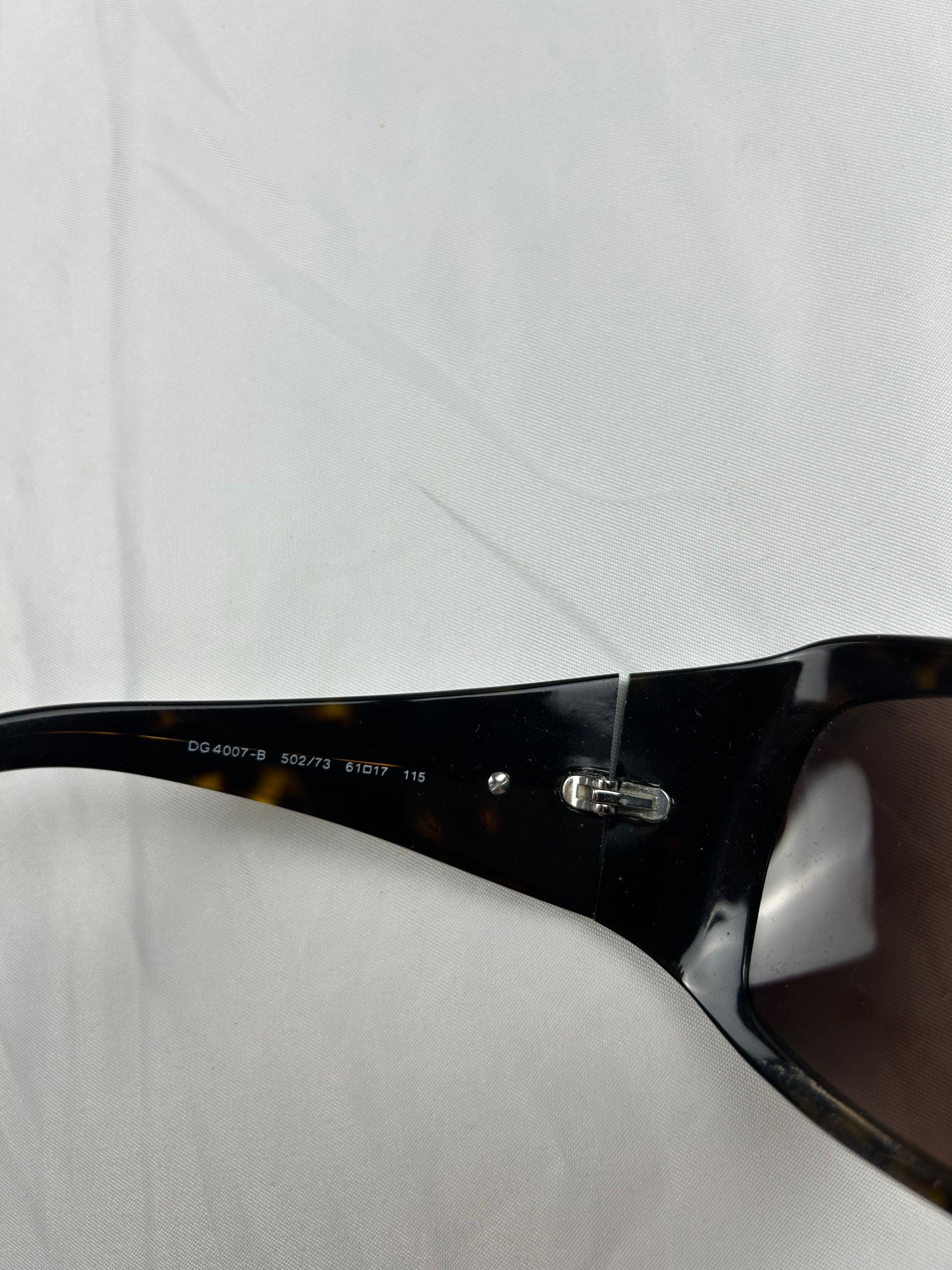 2000s strass logo sunglasses