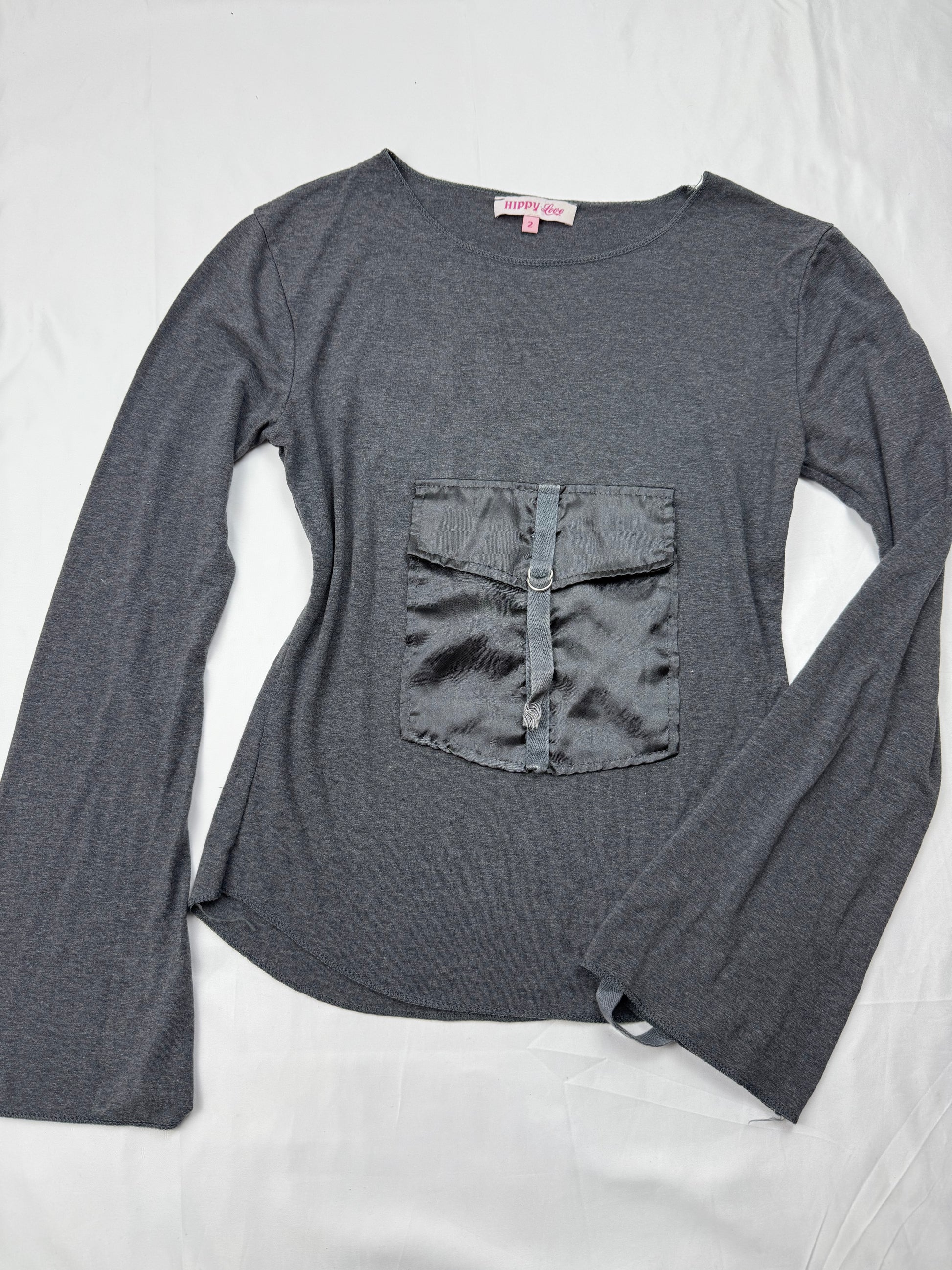 Grey pocket flared long sleeves top (S/M)
