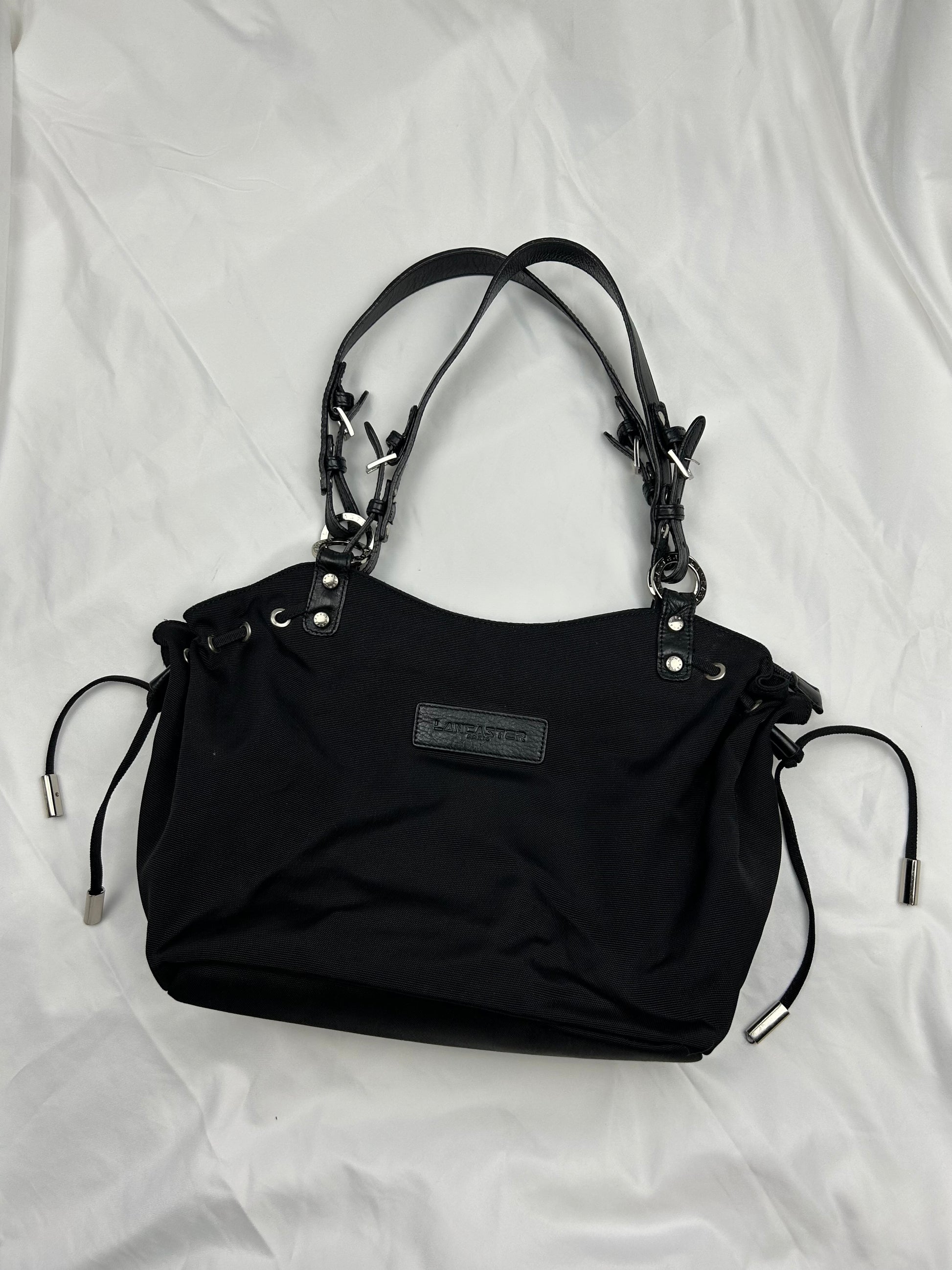 Black medium shoulder bag