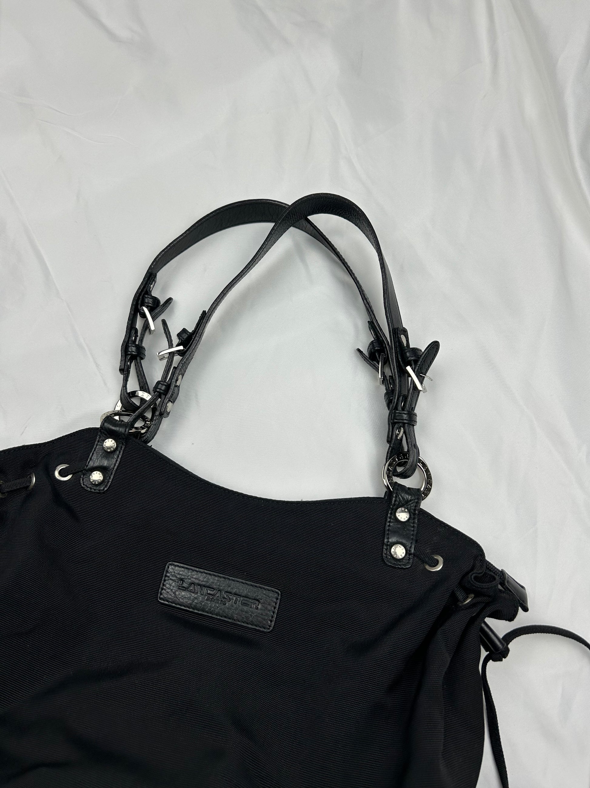 Black medium shoulder bag