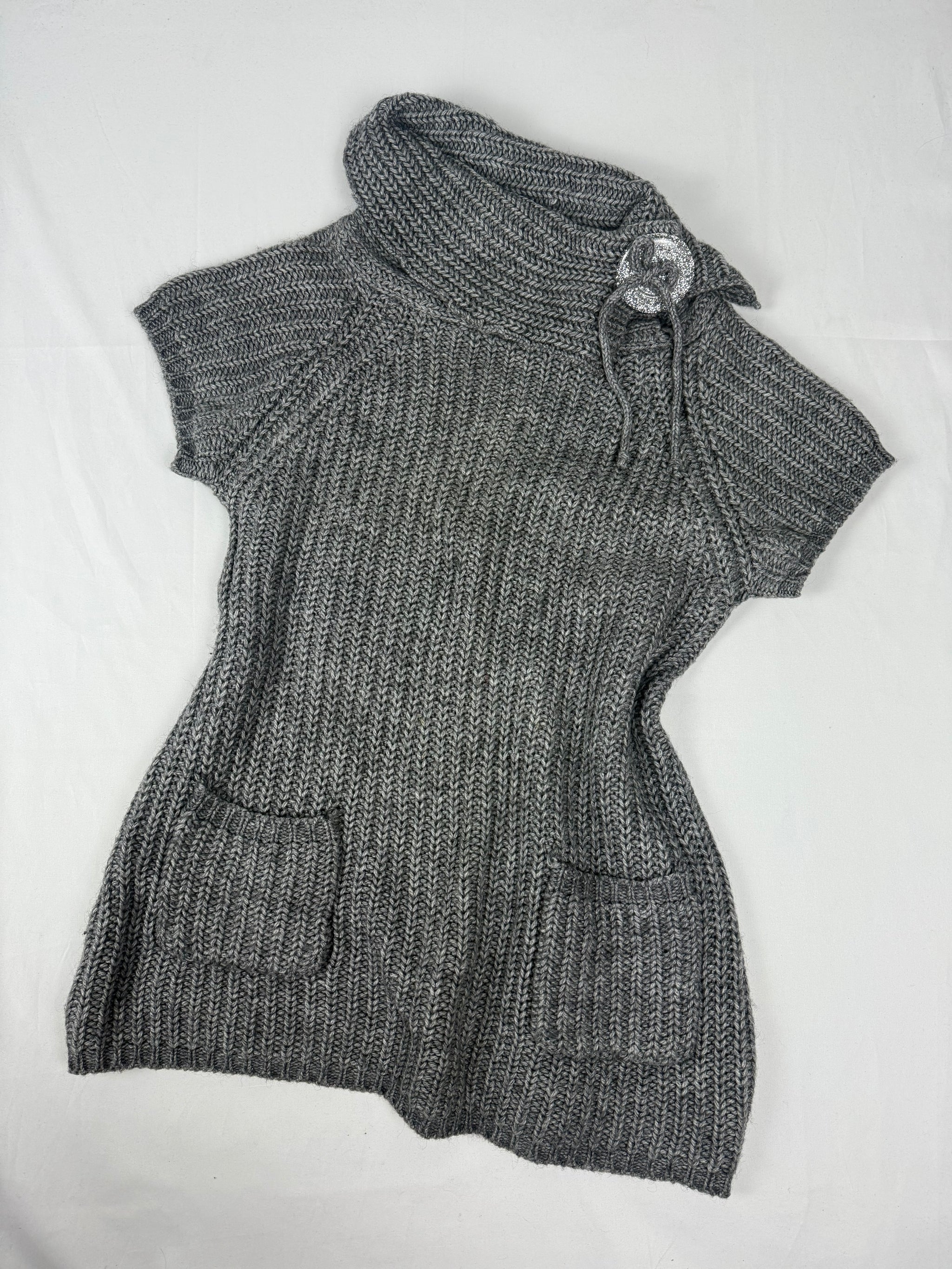Grey short sleeves cardigan jumper (M/L)