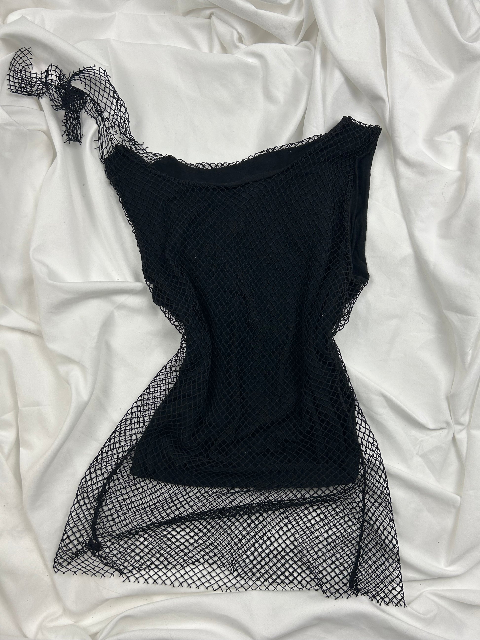 Black fishnet lined tank top (S)