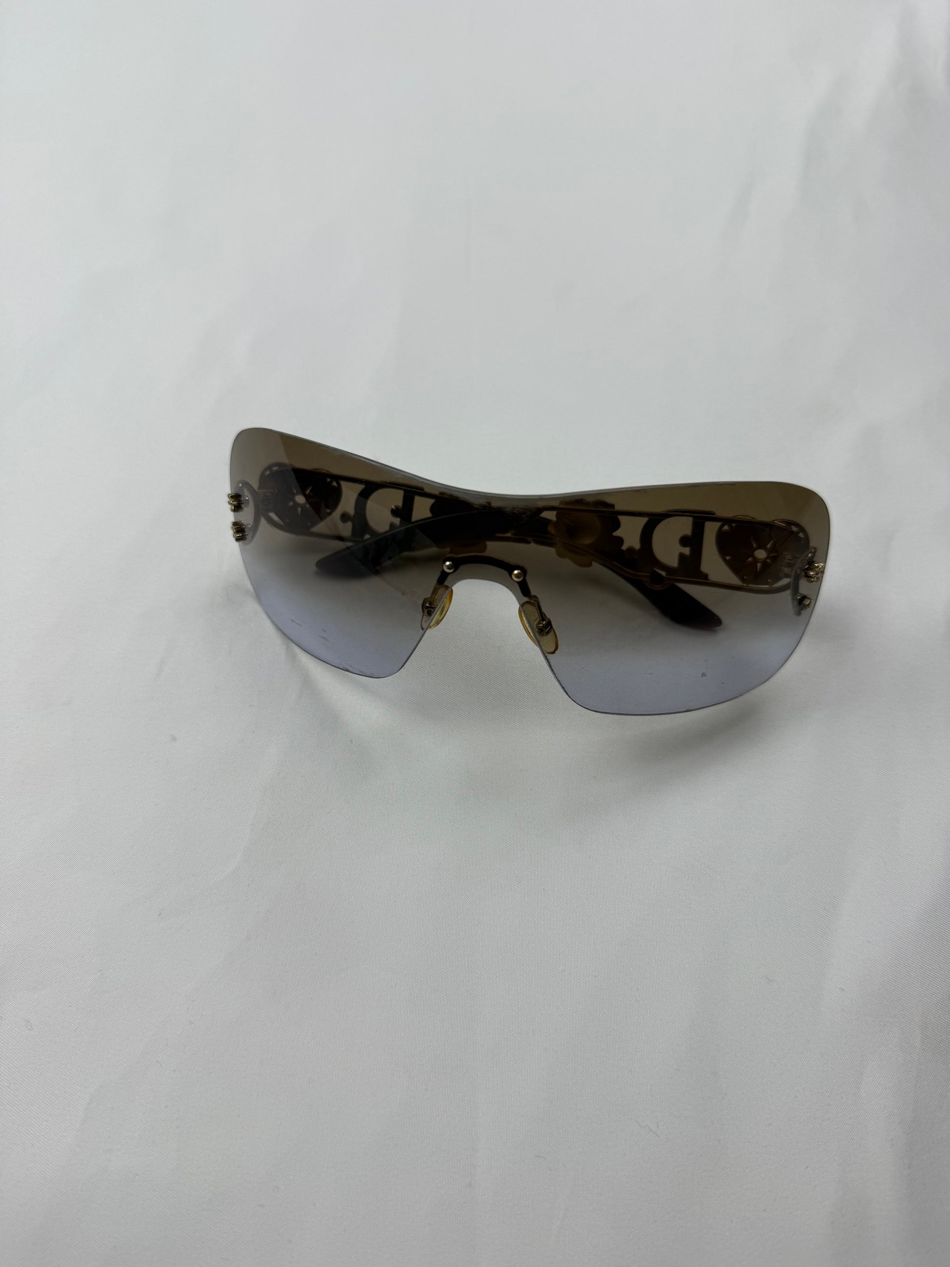 Black floral roses 2000s sunglasses
