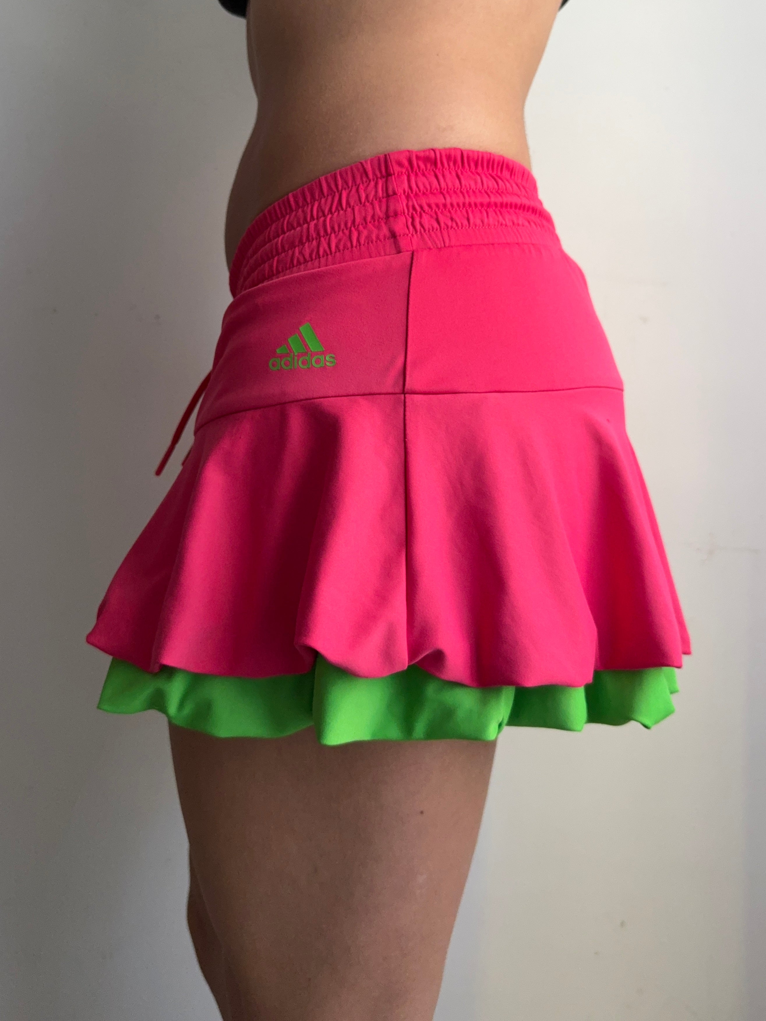 Jupe-short courte taille basse graphique orange (XS)