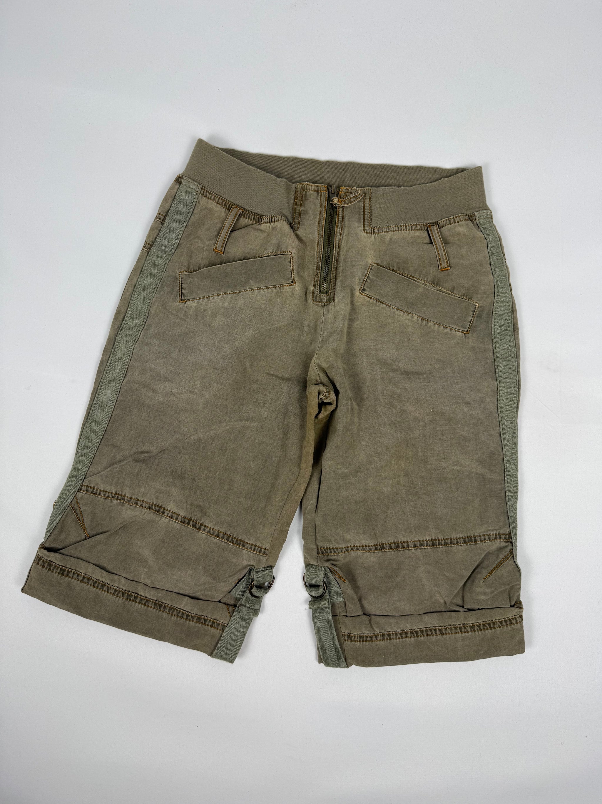 Khaki utility baggy capri pants (S)
