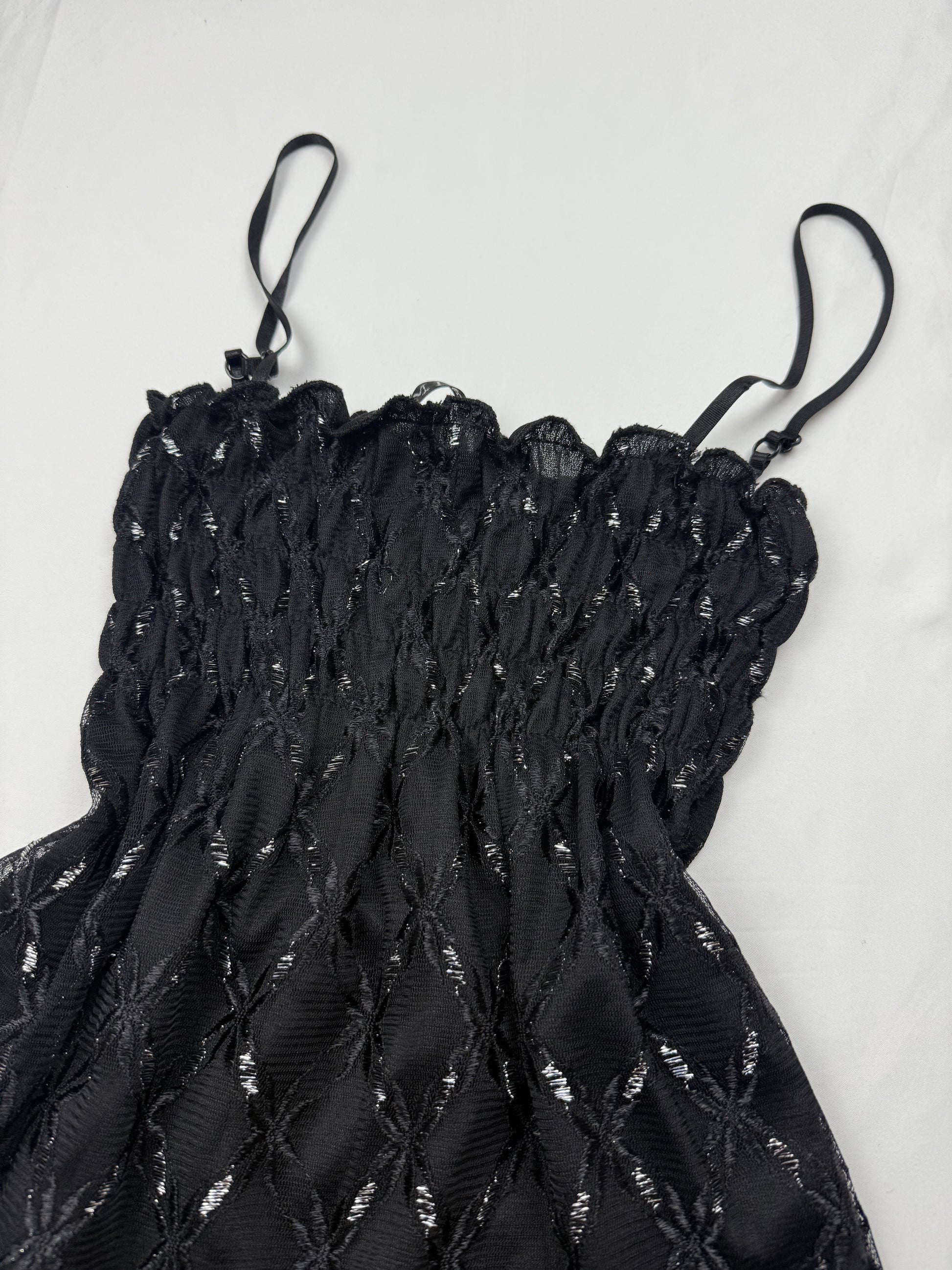Black mesh lined stretchy top (S/M)