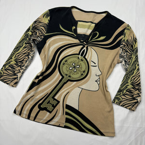 Khaki graphic 100% cotton long sleeves top (S/M)