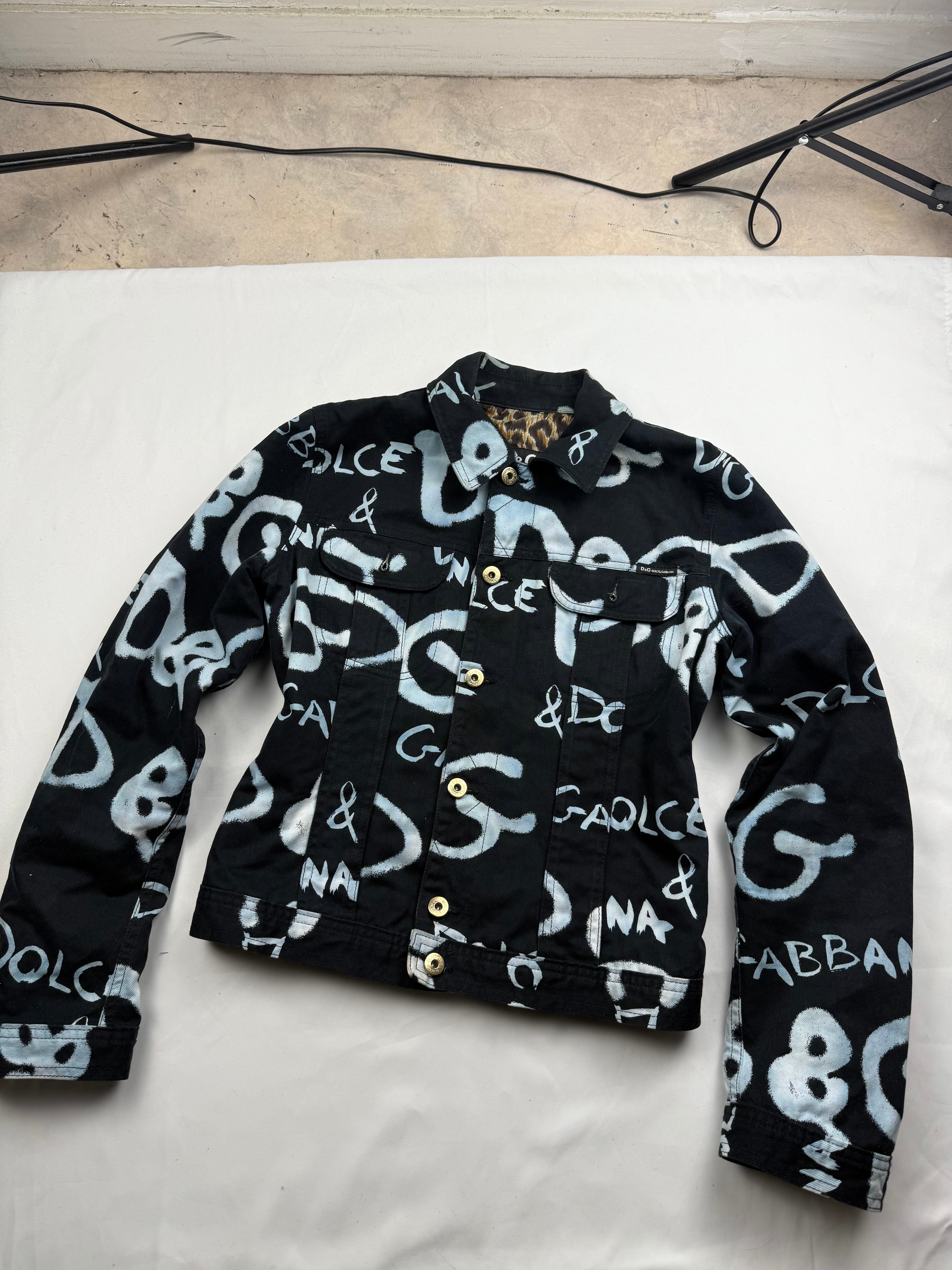 Black graffiti denim tight fit biker jacket (S)