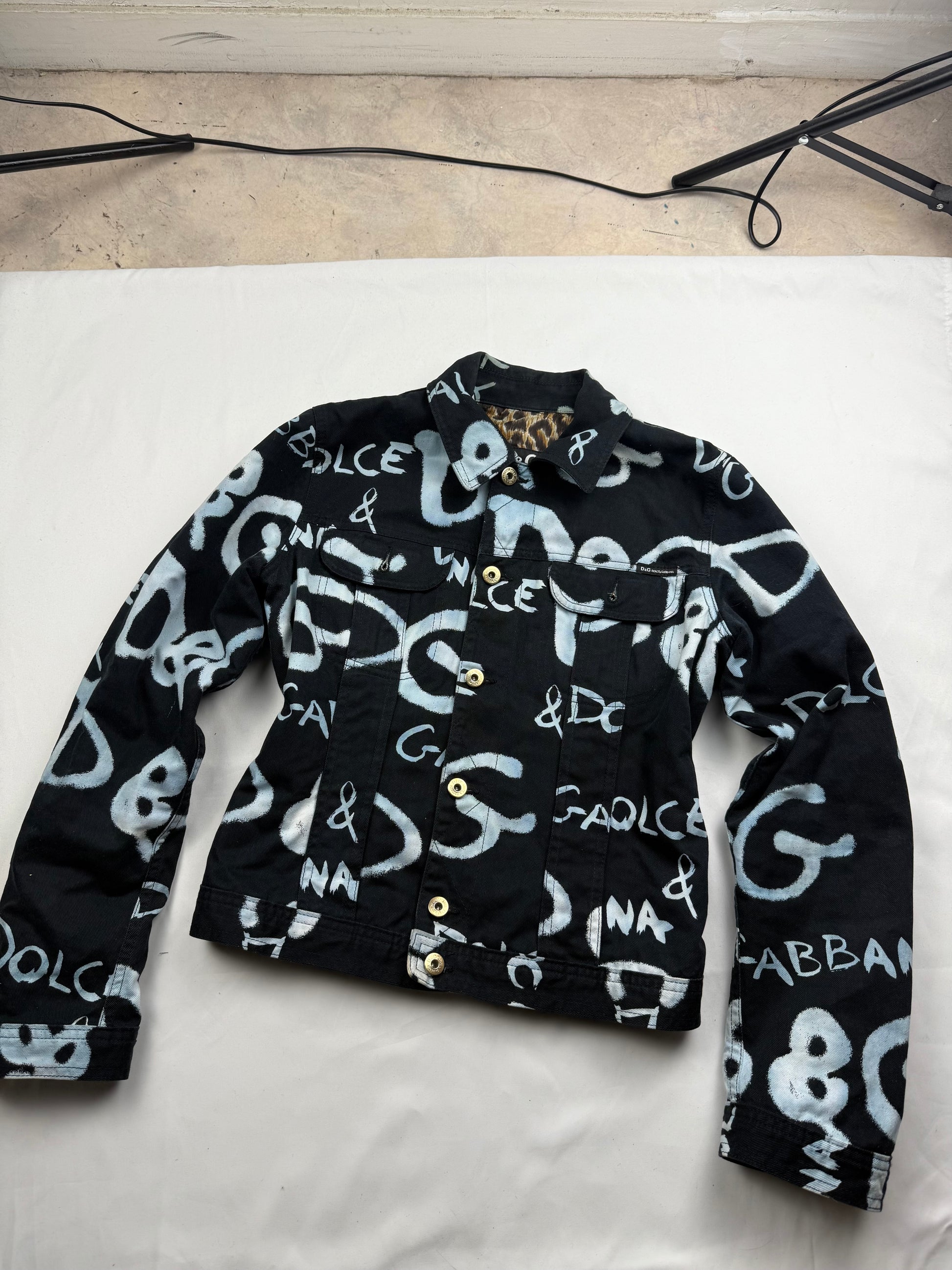 Black graffiti denim tight fit biker jacket (S)