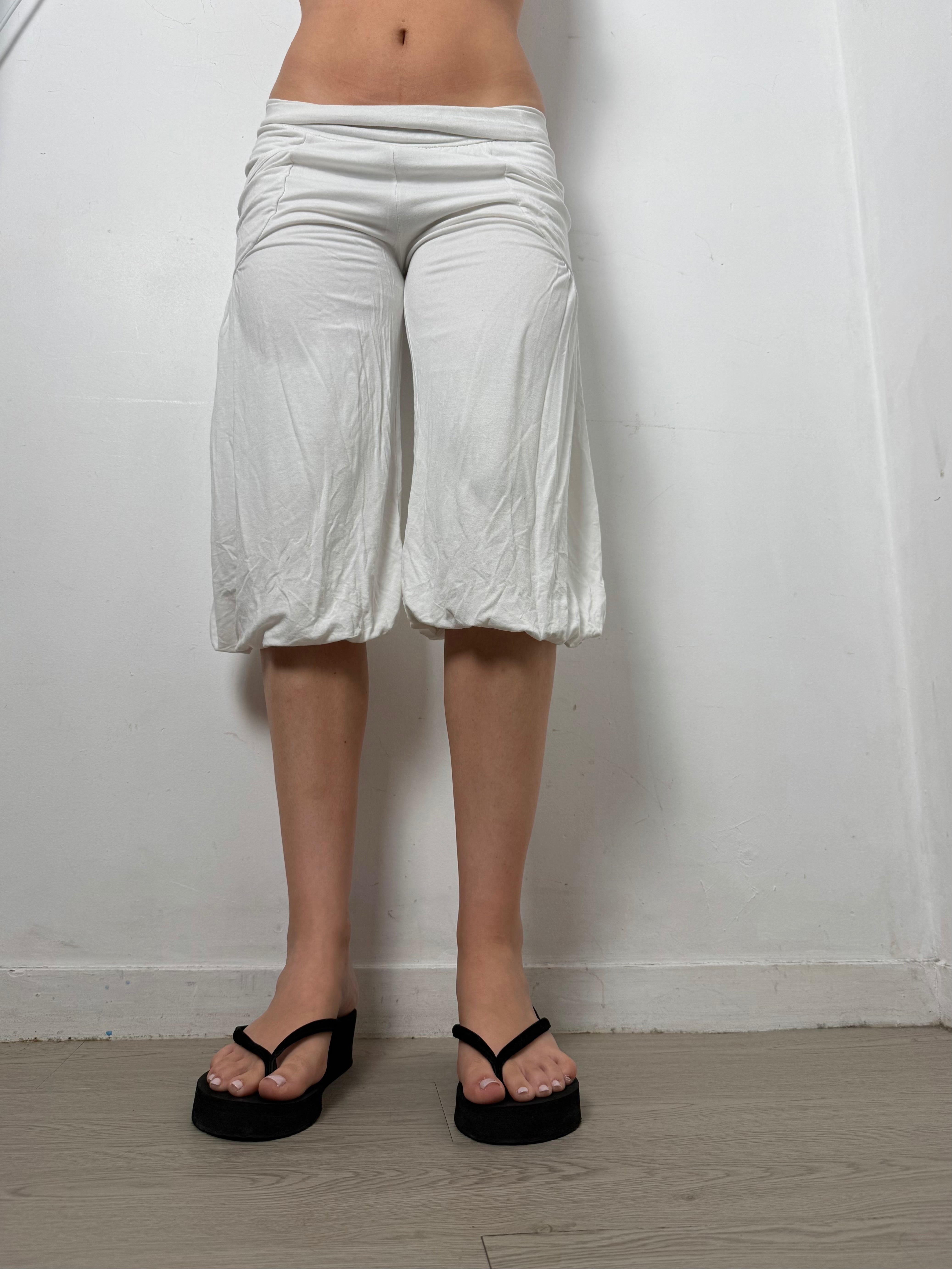 White sirwal joggers capri pants (XS)
