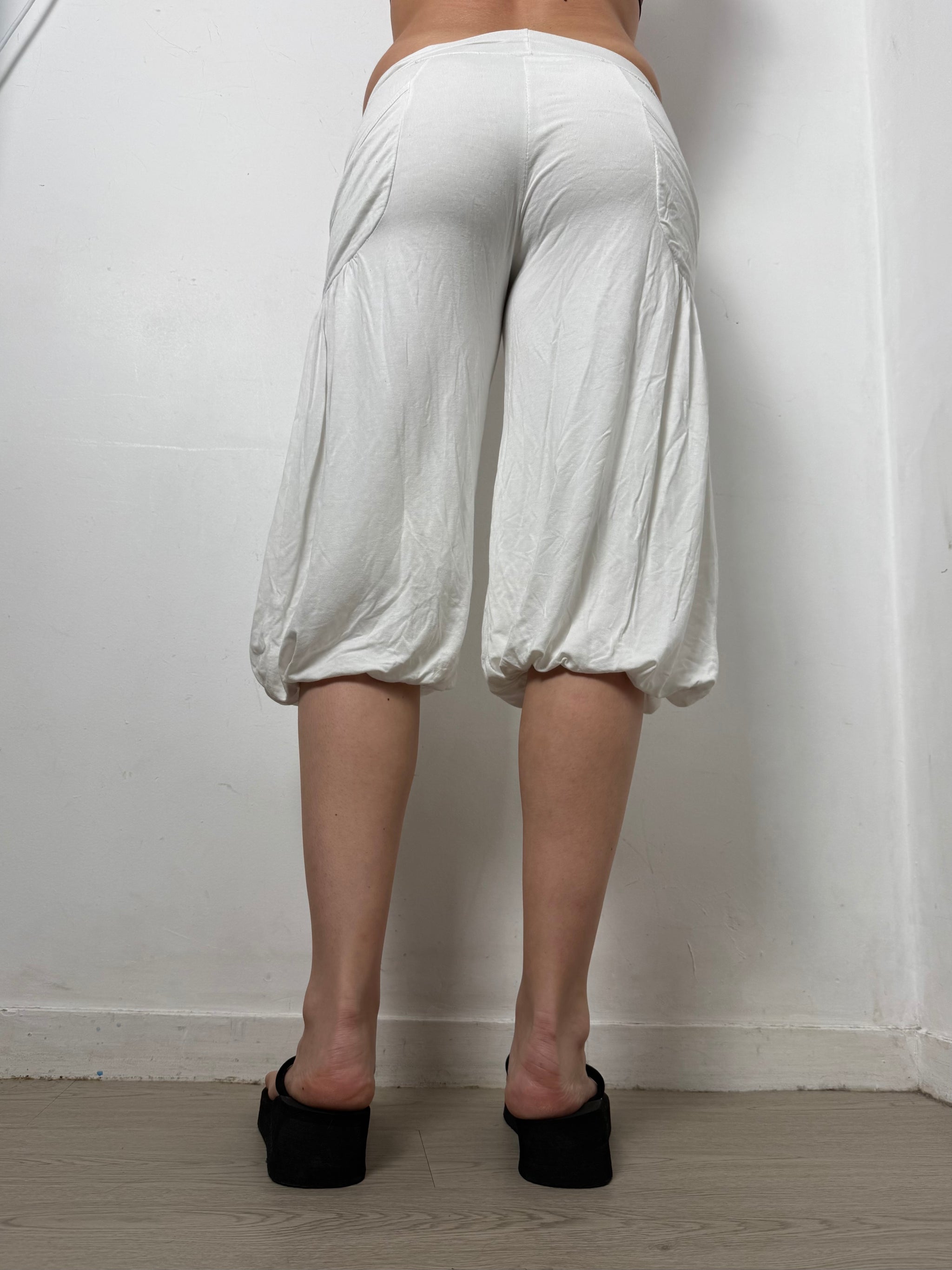 White sirwal joggers capri pants (XS)