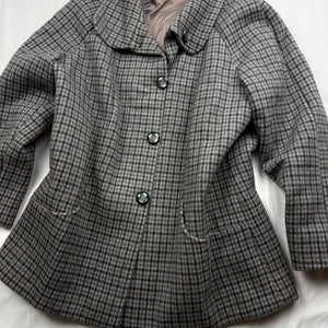 Grey check print buttons up winter coat (XL)