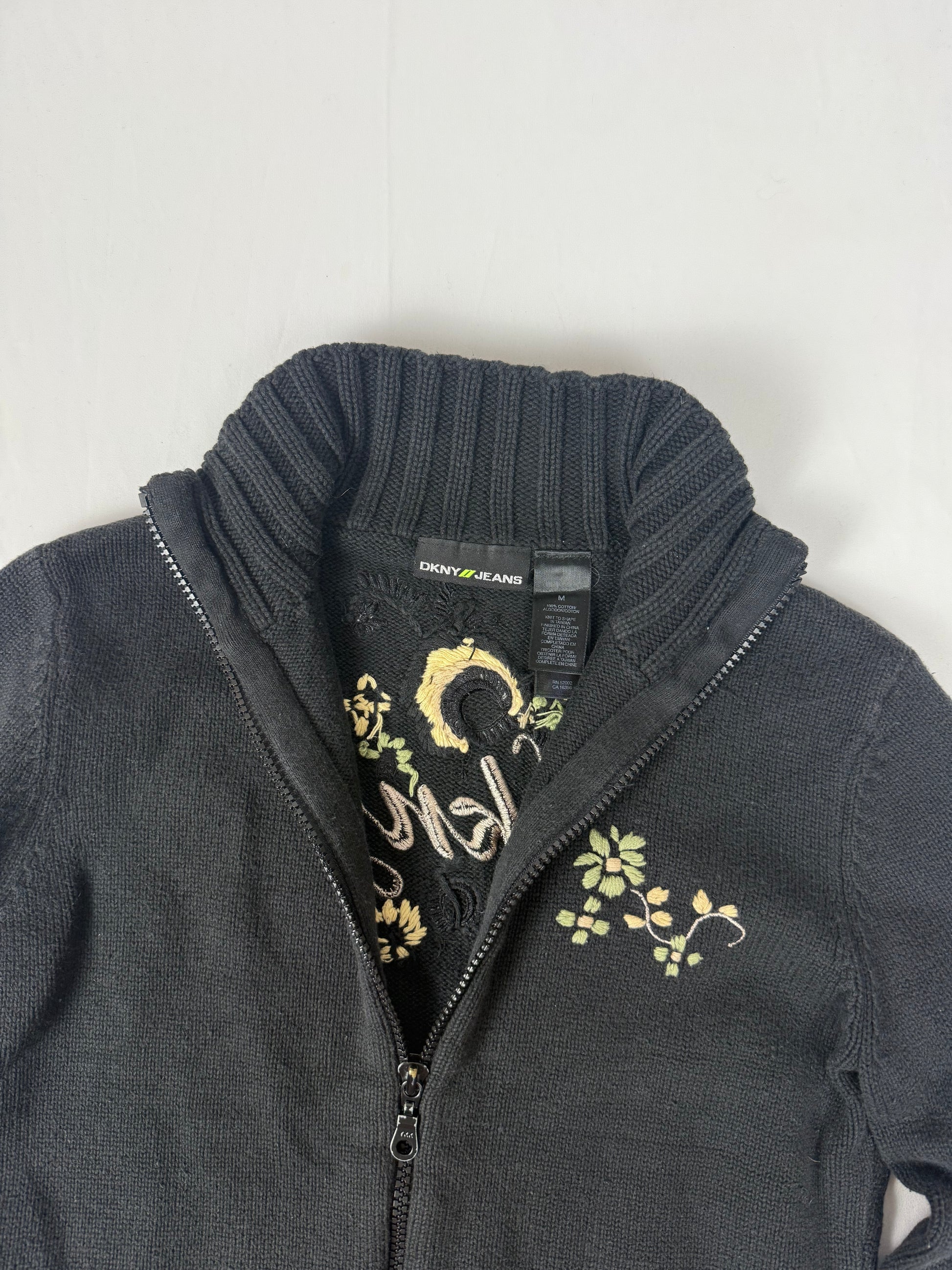 Black embroidered zip up jumper (S/M)