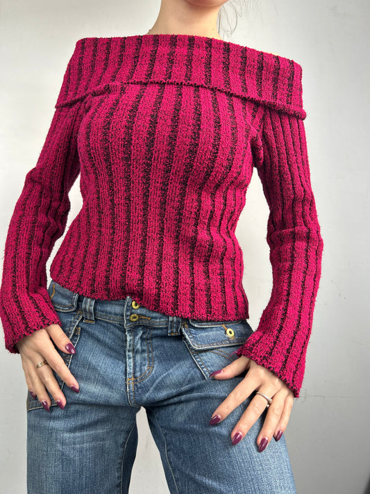 Red turtleneck jumper (S)