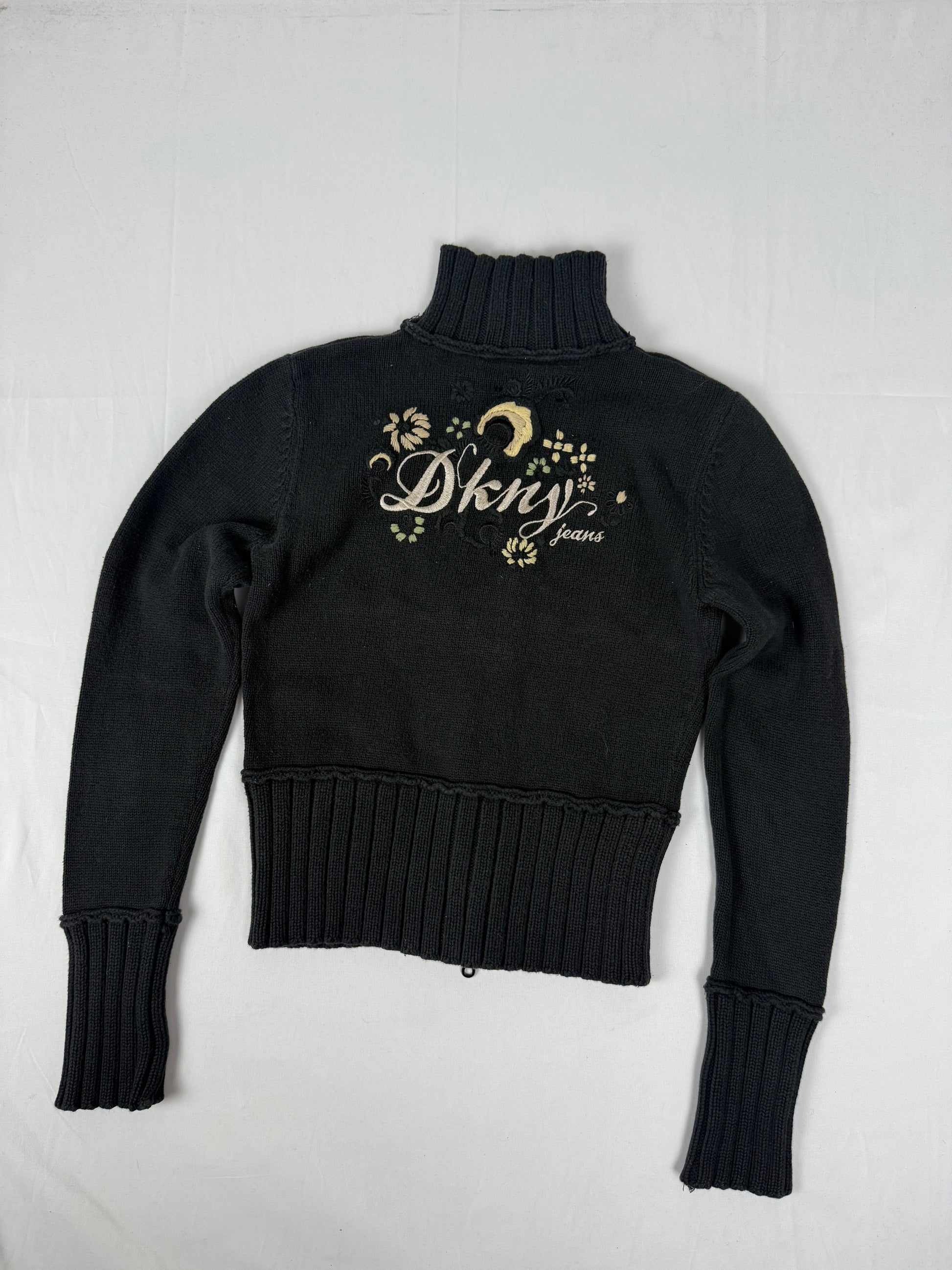 Black embroidered zip up jumper (S/M)