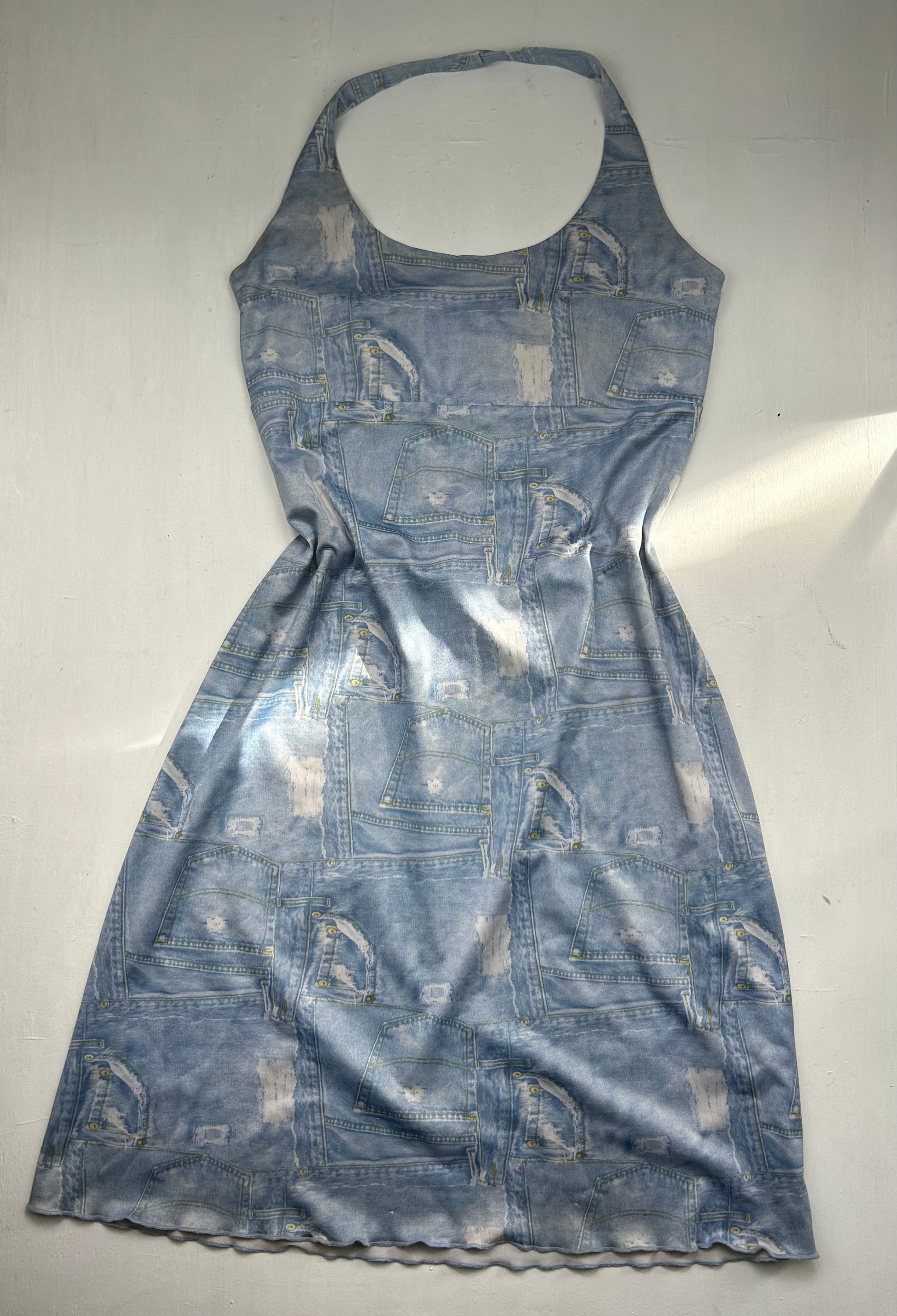 Blue denim graphic print stretchy backless mini dress (M/L)