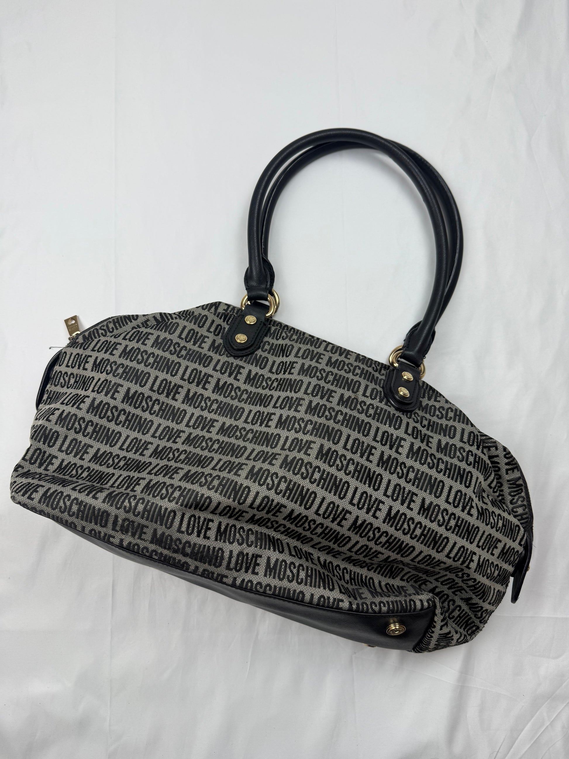 Black monogram uni shoulder bag (44x24cm)