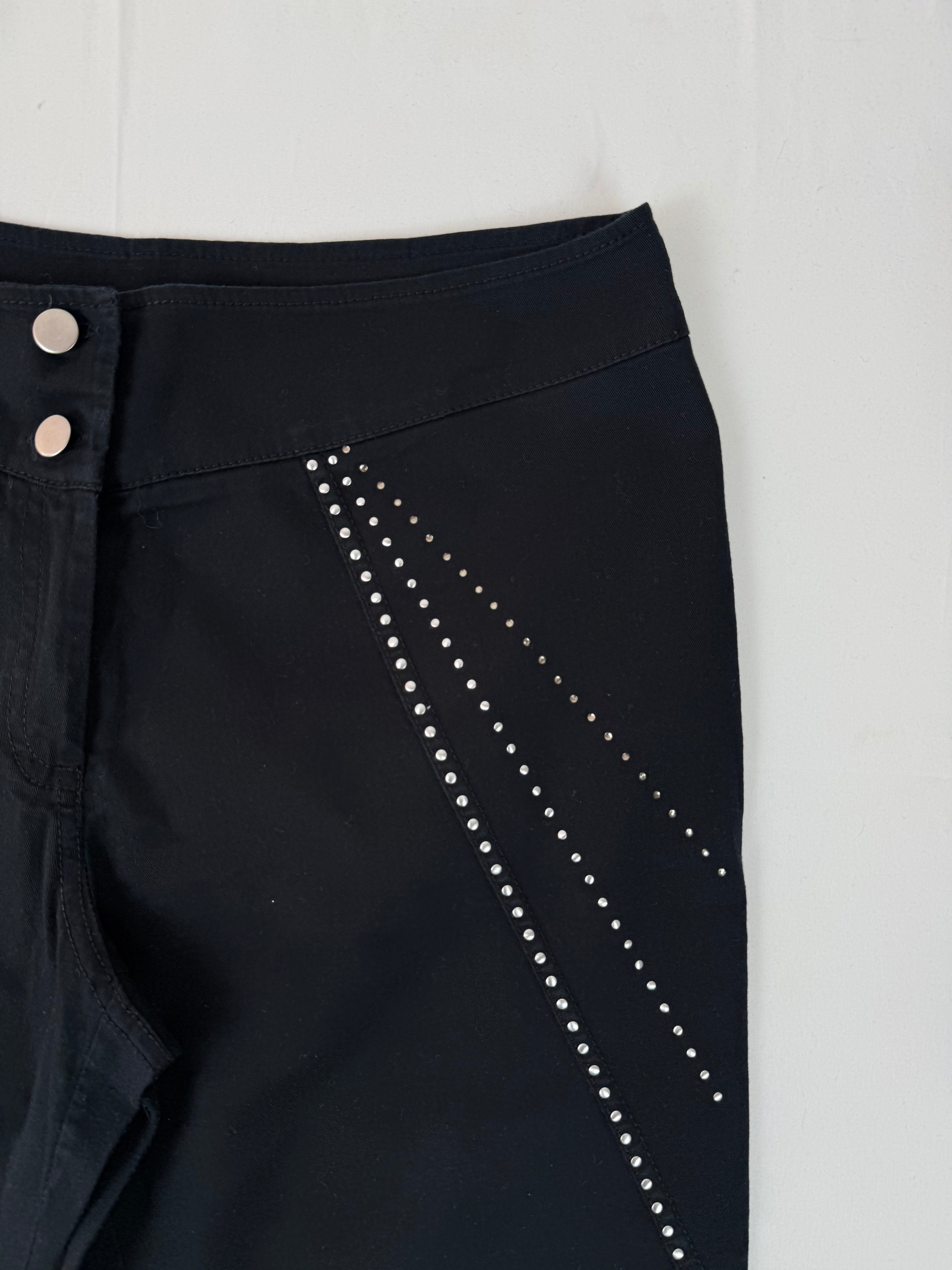 Black rhinestones low waist capri pants (XL)