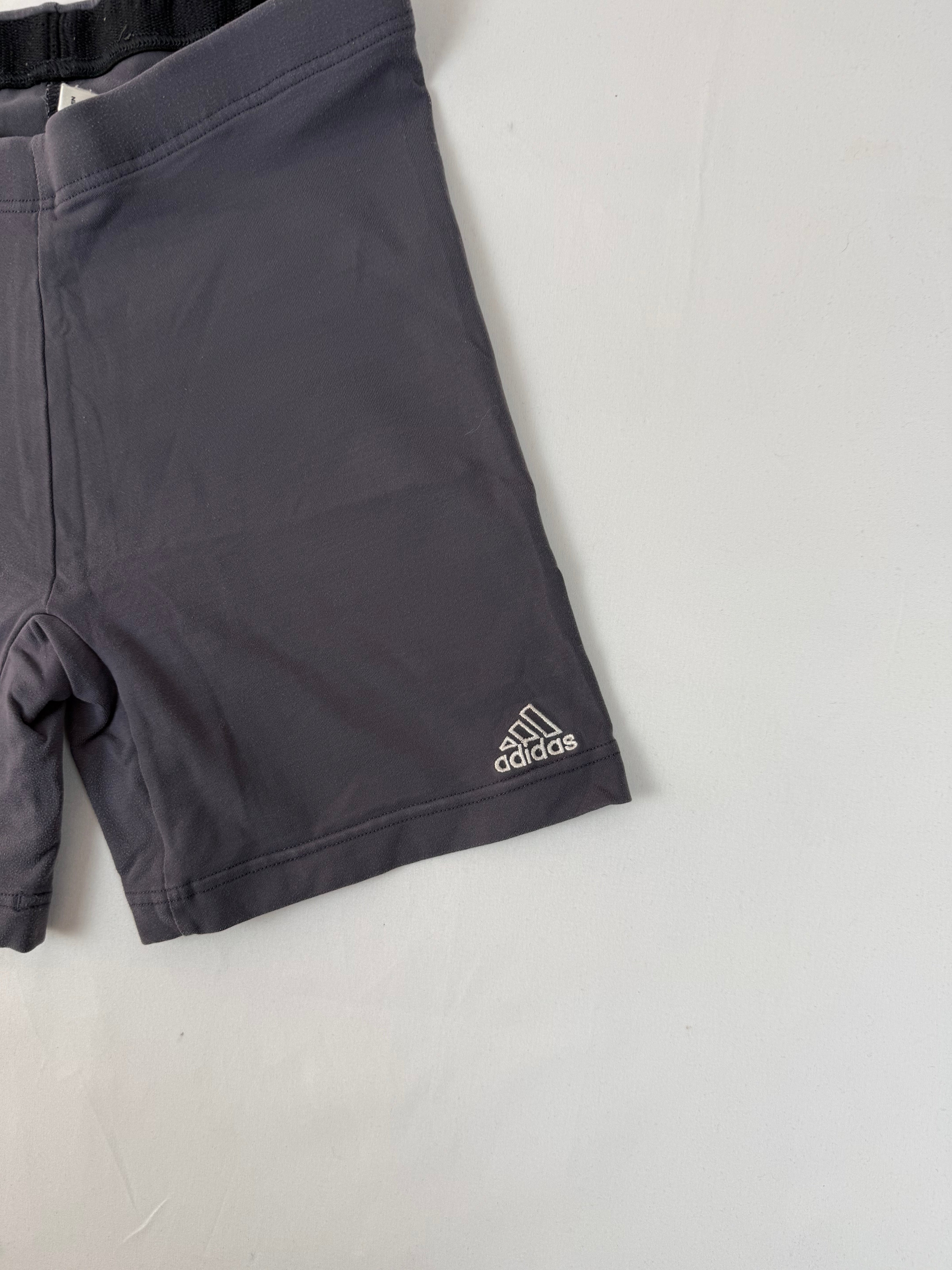 Grey activewear stretchy mini short (XS/S)