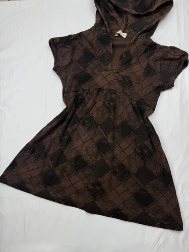 Brown graphic print hooded tee (M)