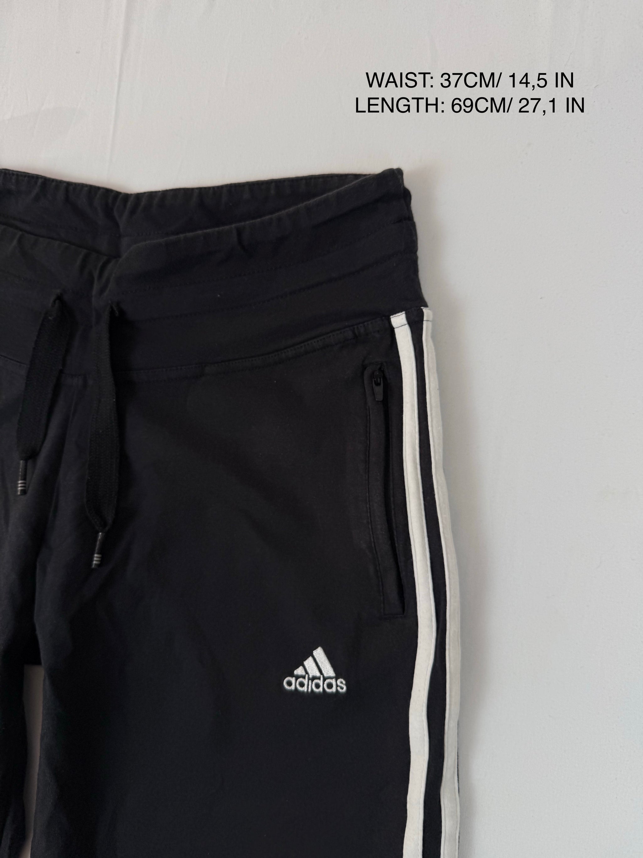 Black activewear low waist capri pants (S/M)