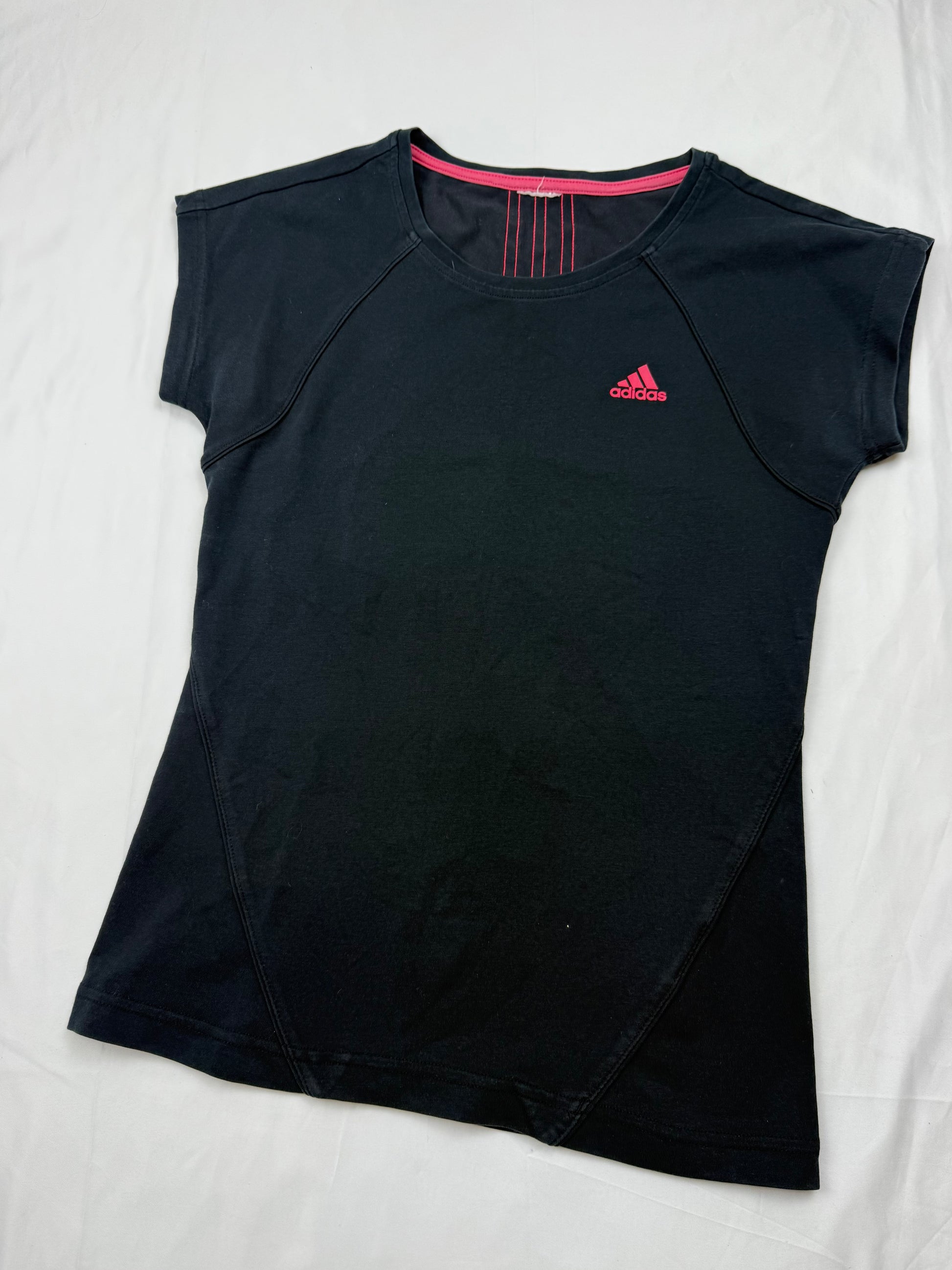 Black logo cotton tee (S/M)