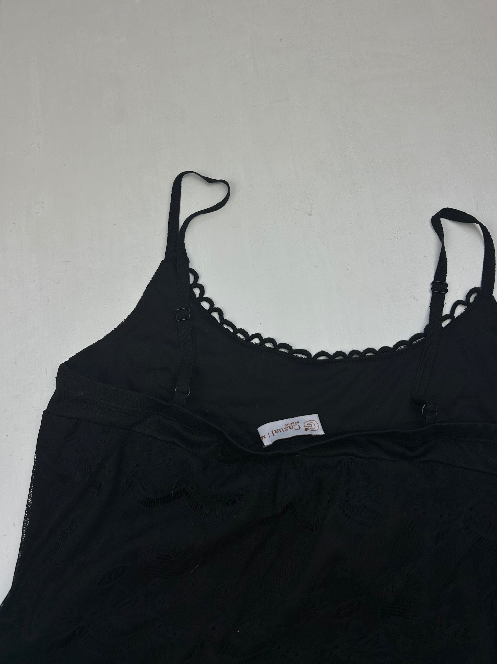 Black mesh embroidered pleated dress (M/L)