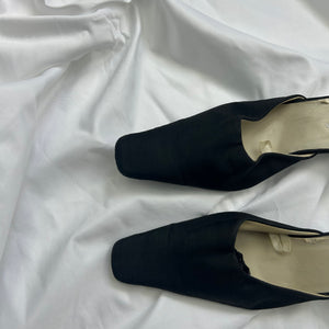 Black pointed toes mules (38)