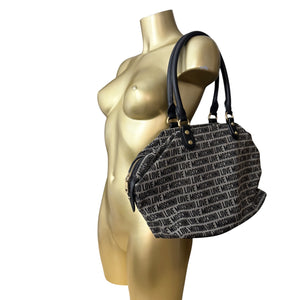 Black monogram uni shoulder bag (44x24cm)