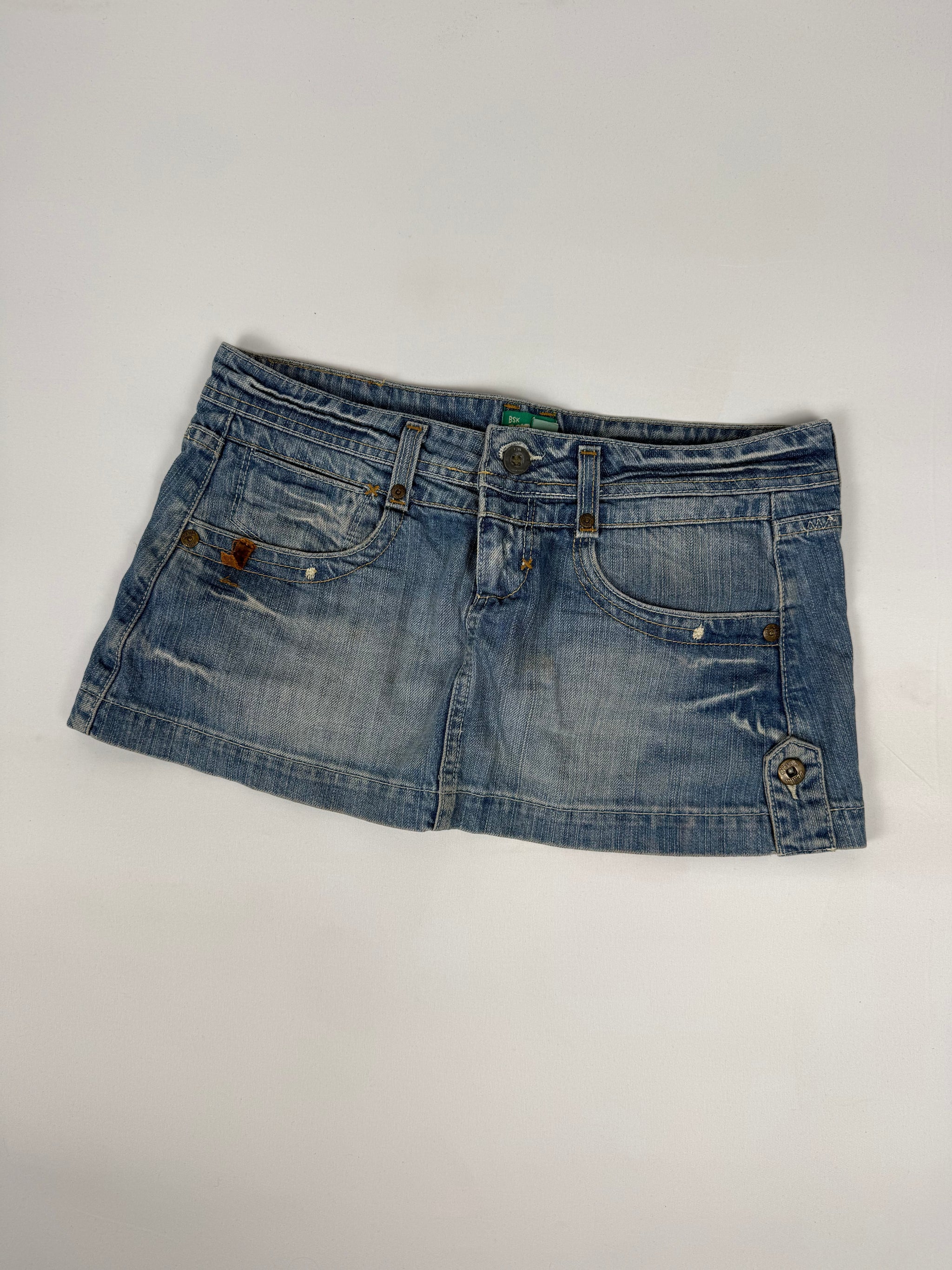 Blue denim low rise mini skirt (M)