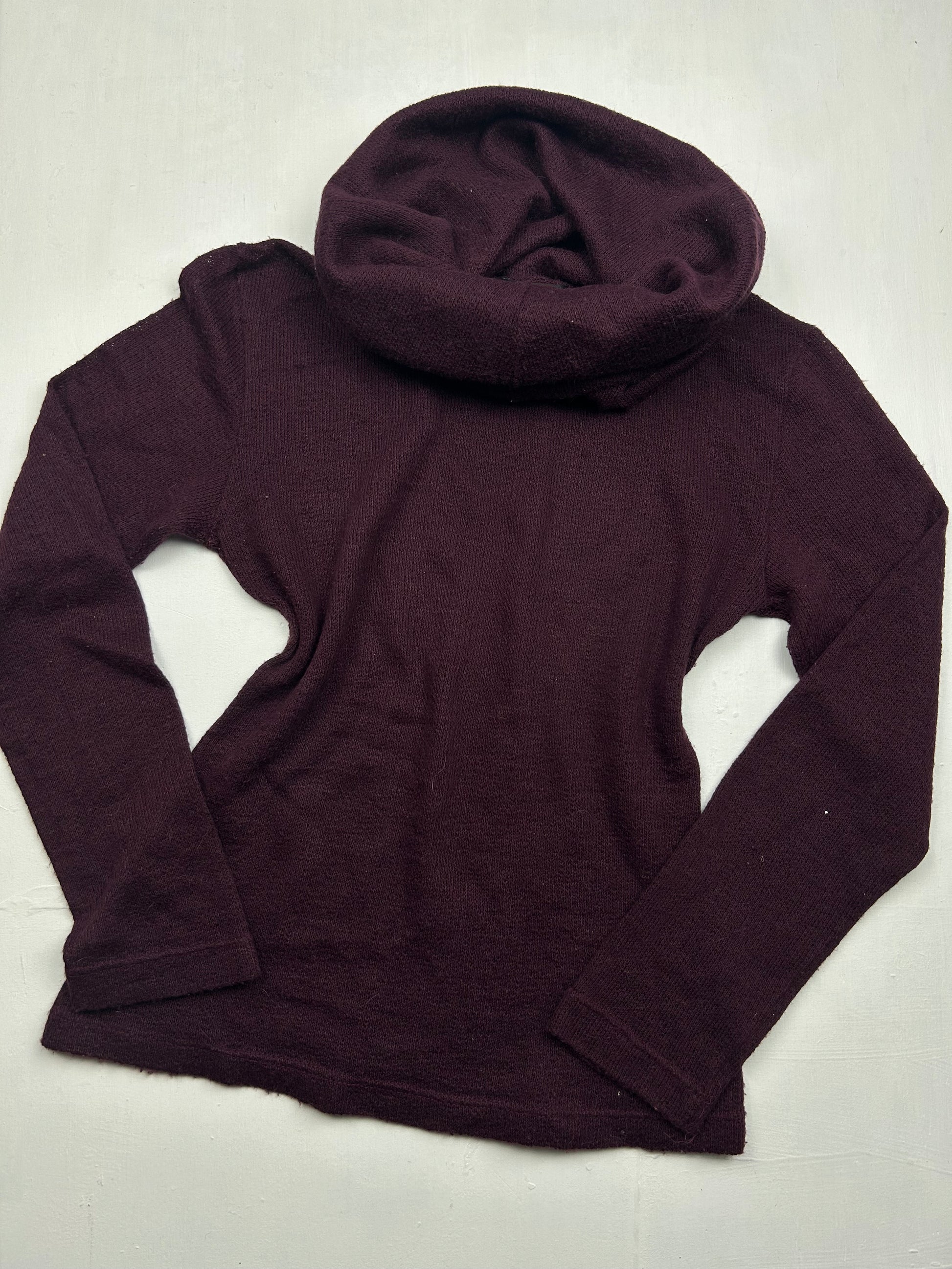 Purple turtleneck jumper (S/M)